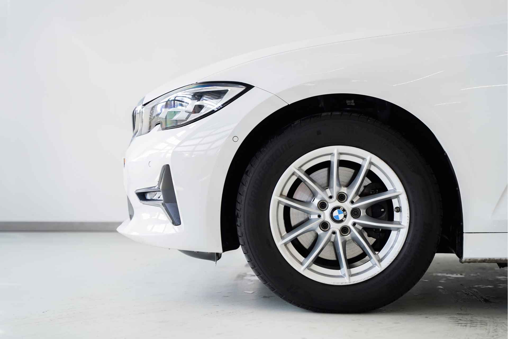 BMW 3 Serie 320i Executive Aut. - 6/30