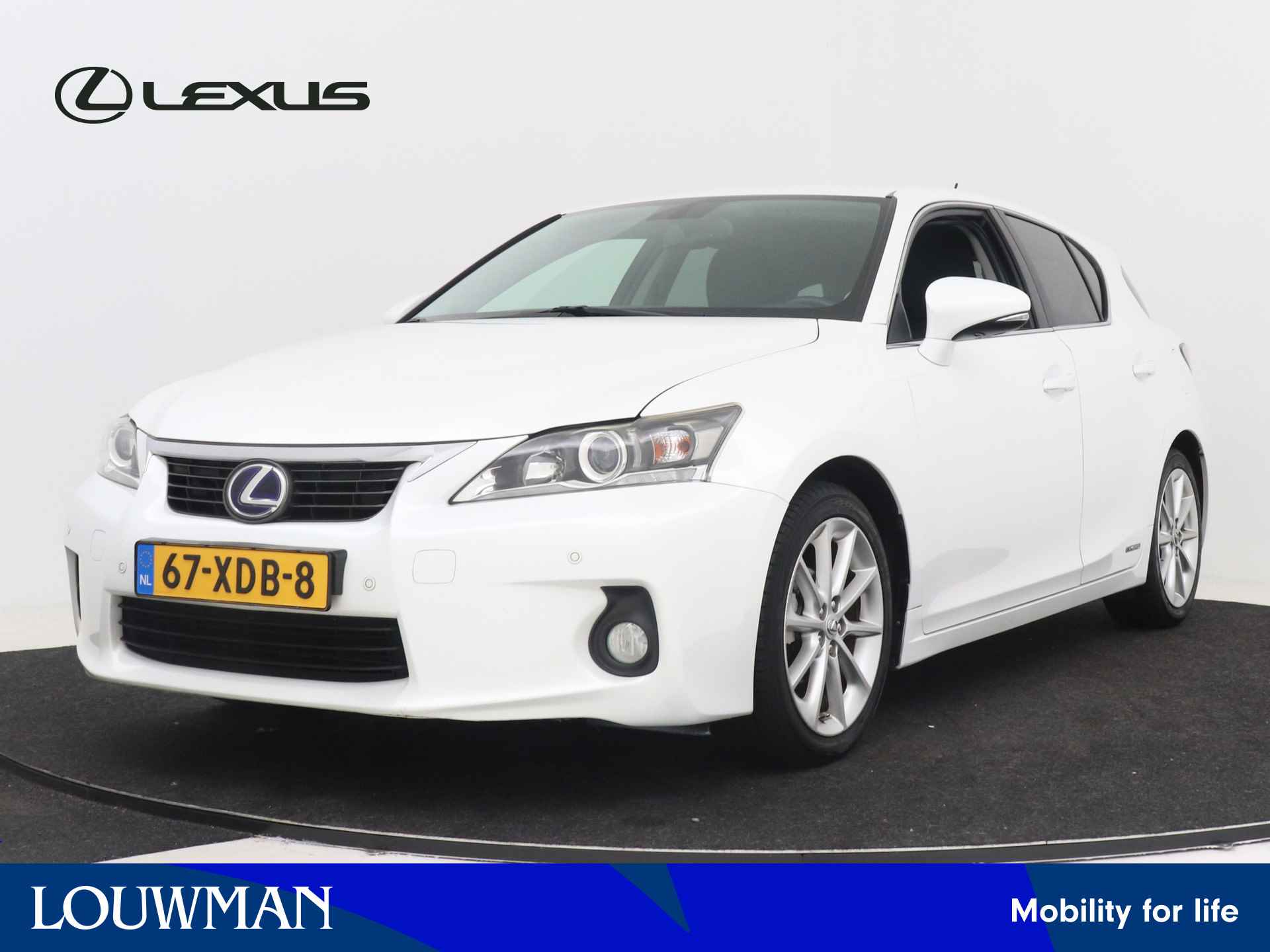 Lexus CT 200h Business Edition | Leder | Stoelverwarming | Premium Navigatie | Cruise Control | Park Assist |