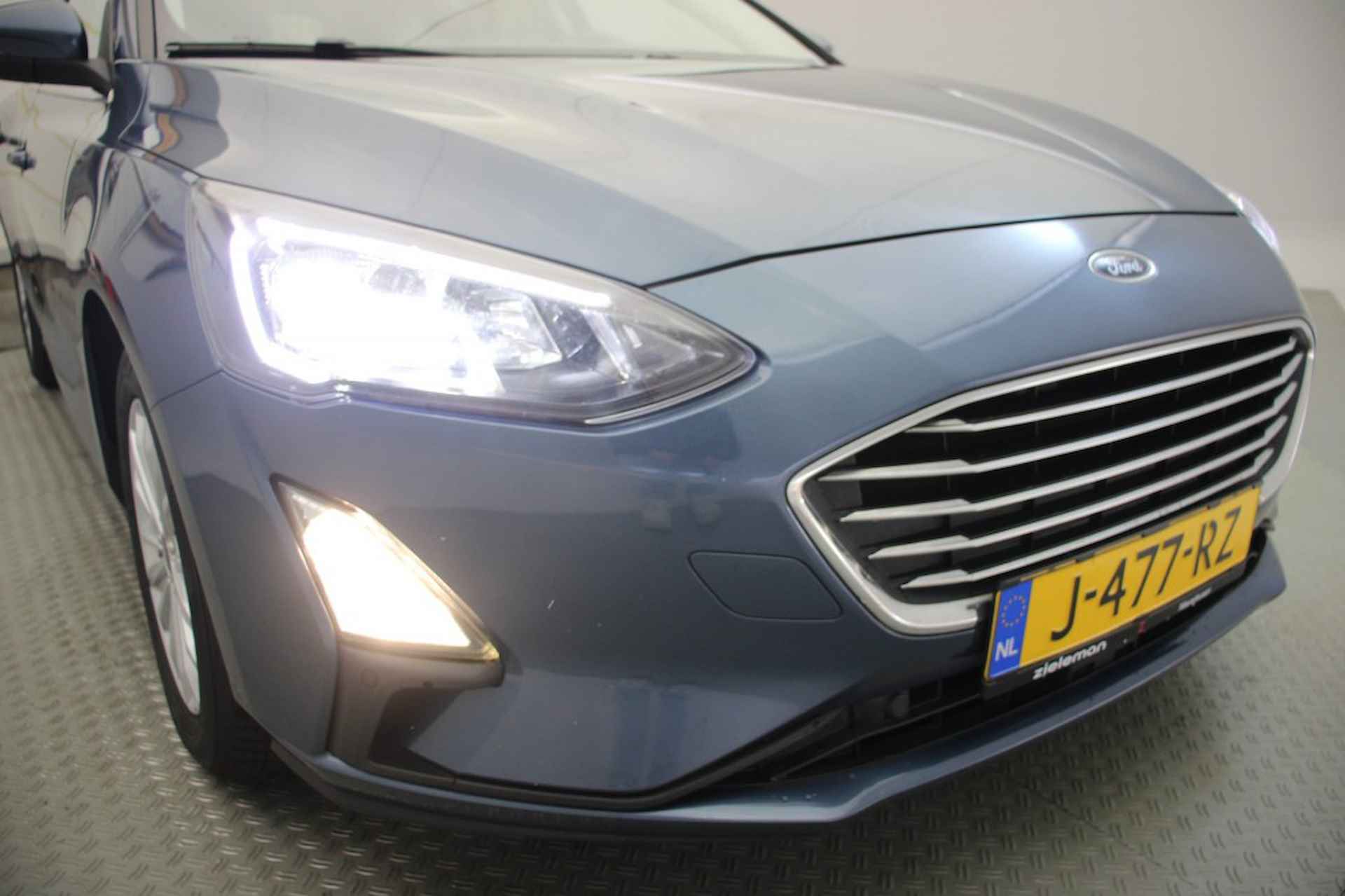 FORD Focus 1.5D EcoBlue Titanium X Business Automaat - 34/39