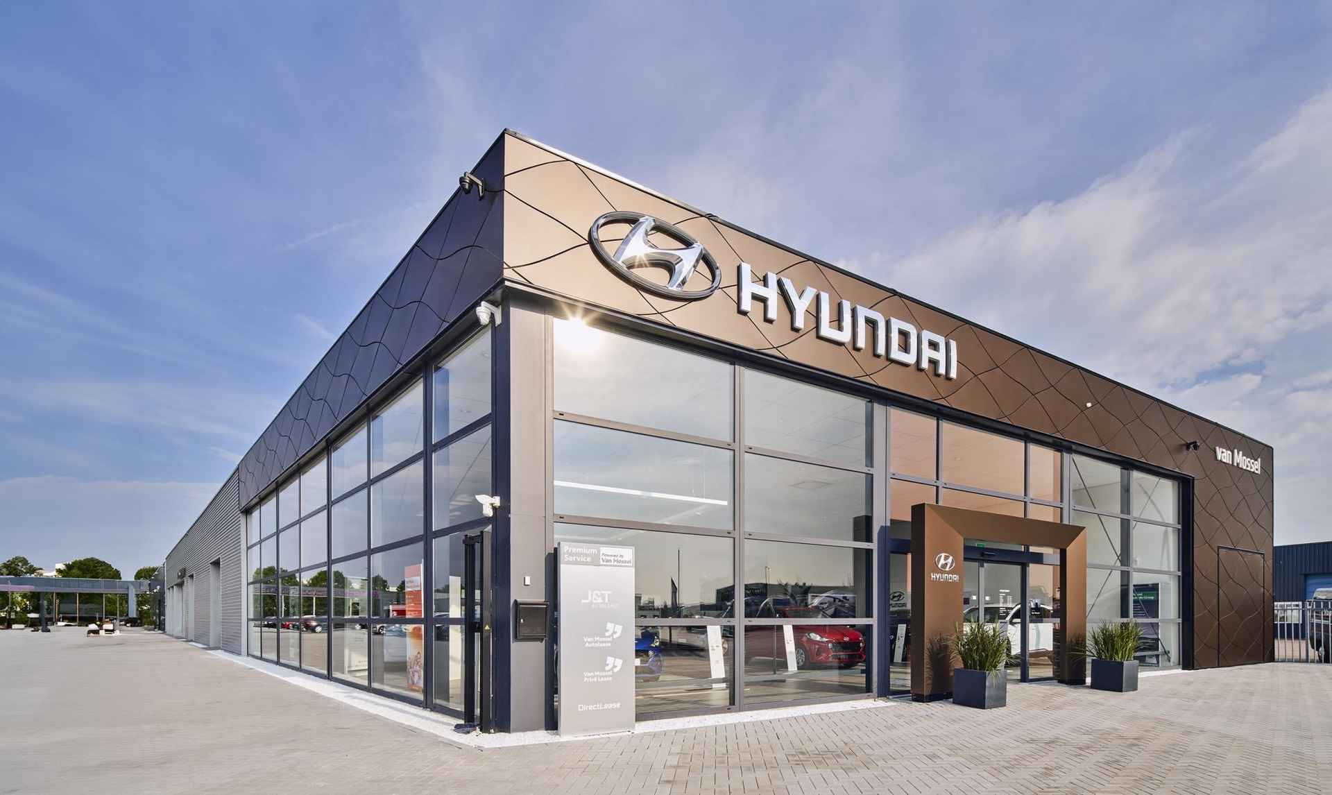 Hyundai Bayon 1.0 T-GDI Premium Sky | Nieuw Model | | Demo | Schuif/ kantel dak | LED verlichting | Facelift | Navigatie | Stoelverwarming | Stuurverwarming | Bose | - 40/45