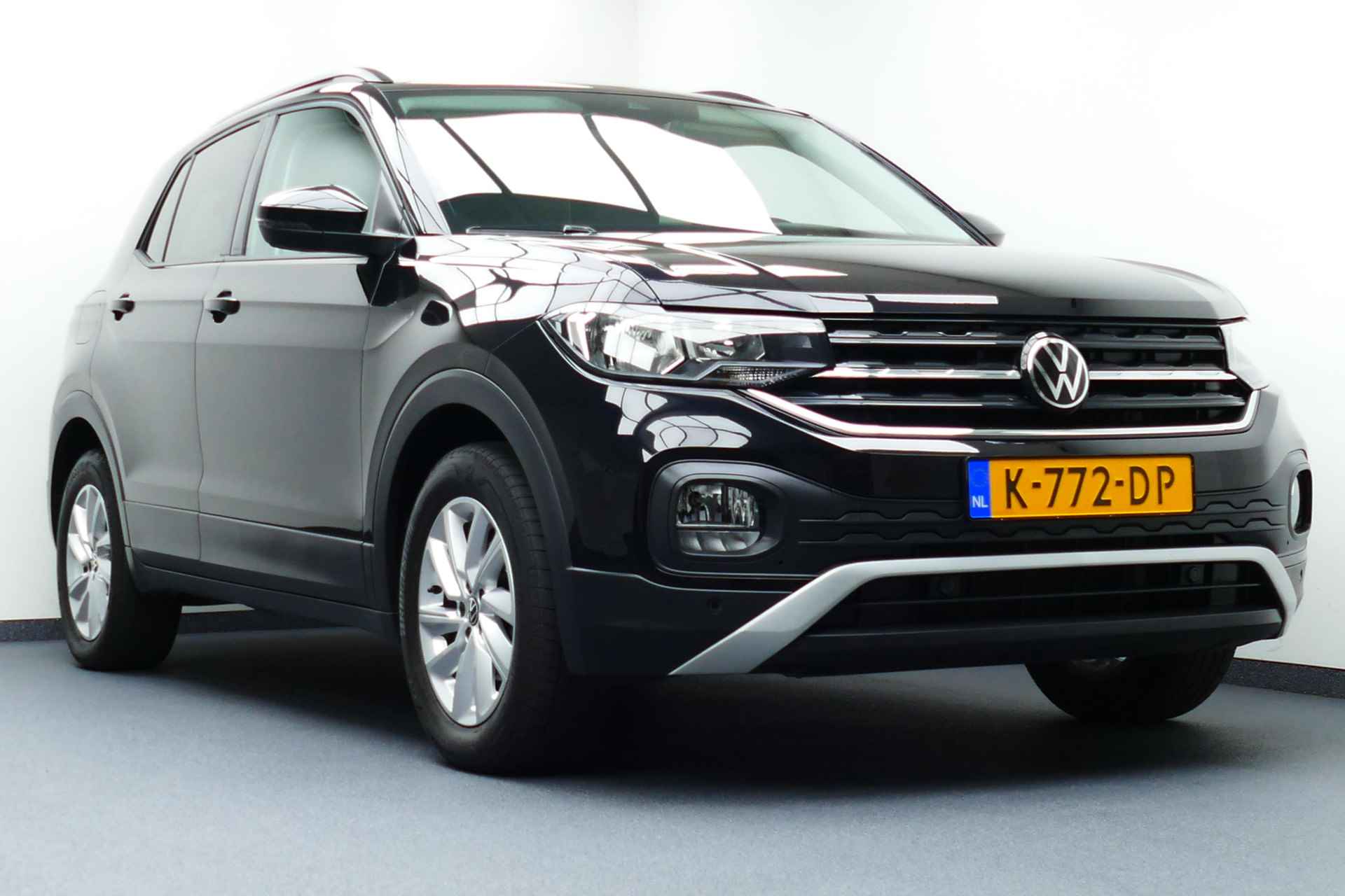 Volkswagen T-Cross 1.0 TSI Life Business. Adaptief Cruise, Virt Cockpit, Navi, Camera, Clima, Haak 1100kg - 2/39