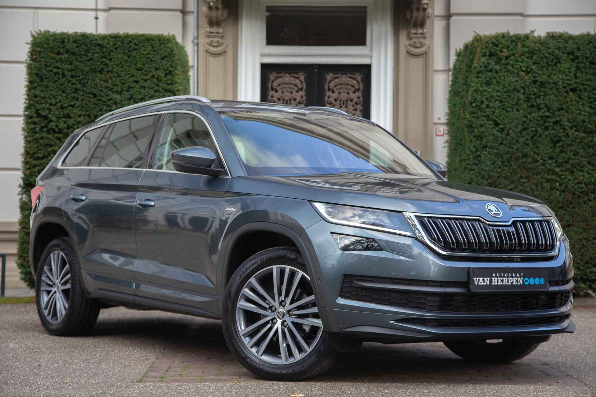 Skoda Kodiaq 1.5 TSI Laurin&Klement Trekhaak | Pano | 360 Cam | ACC | Dig. Display - 6/55