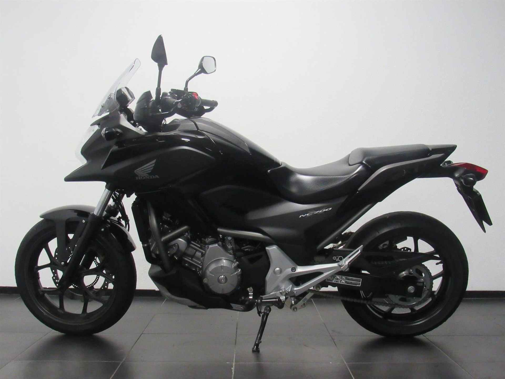 Honda NC 700 X ABS - 2012 - 4/6