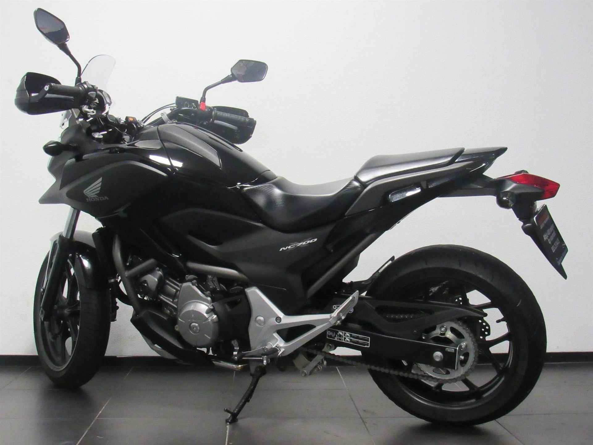 Honda NC 700 X ABS - 2012 - 5/6