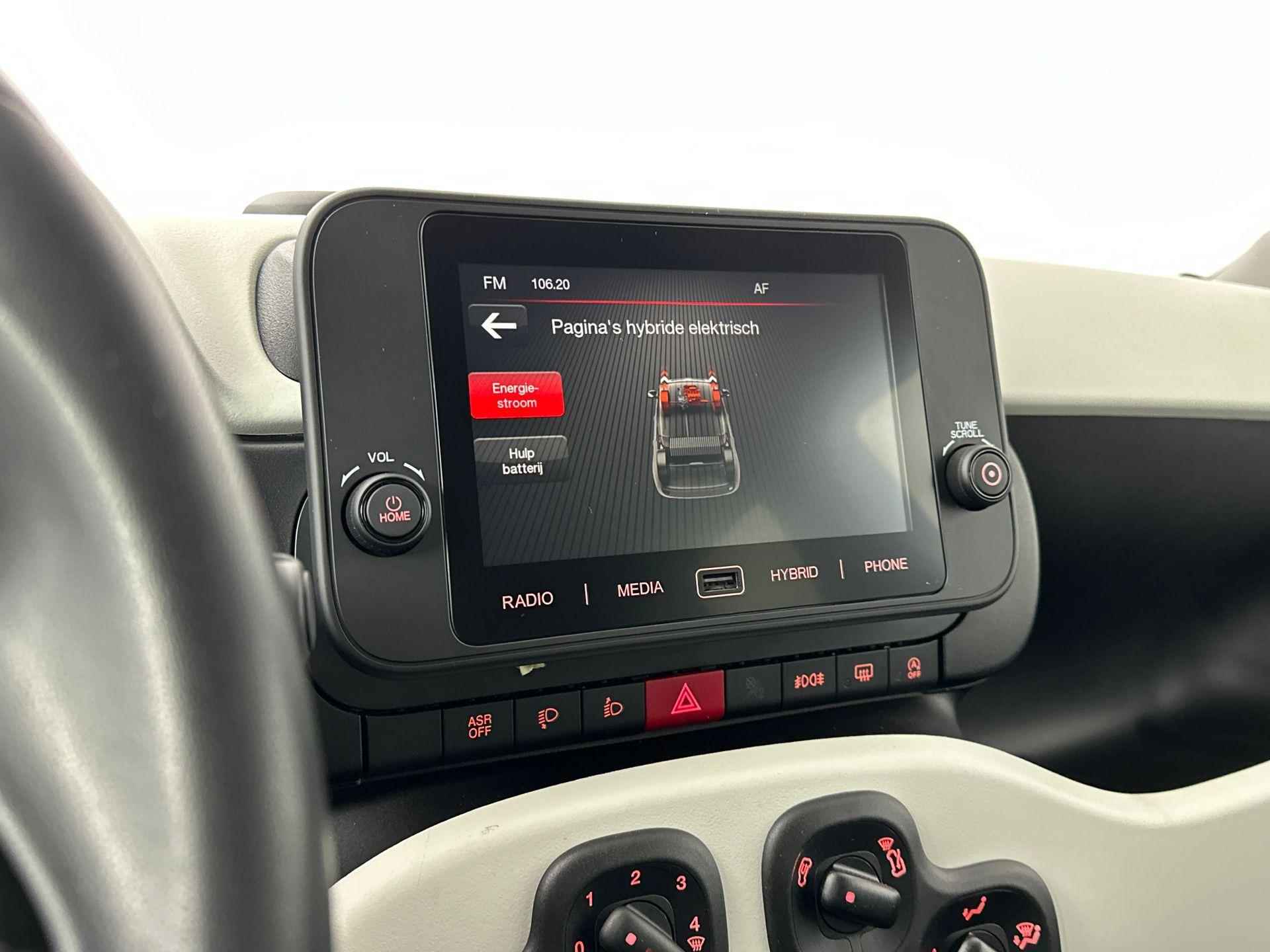 Fiat Panda 1.0 Hybrid Pandina | NU UIT VOORRAAD LEVERBAAR! | Parkeersensoren | Lichtmetalen Velgen | Carplay | Cruise Control | Airco | - 17/30