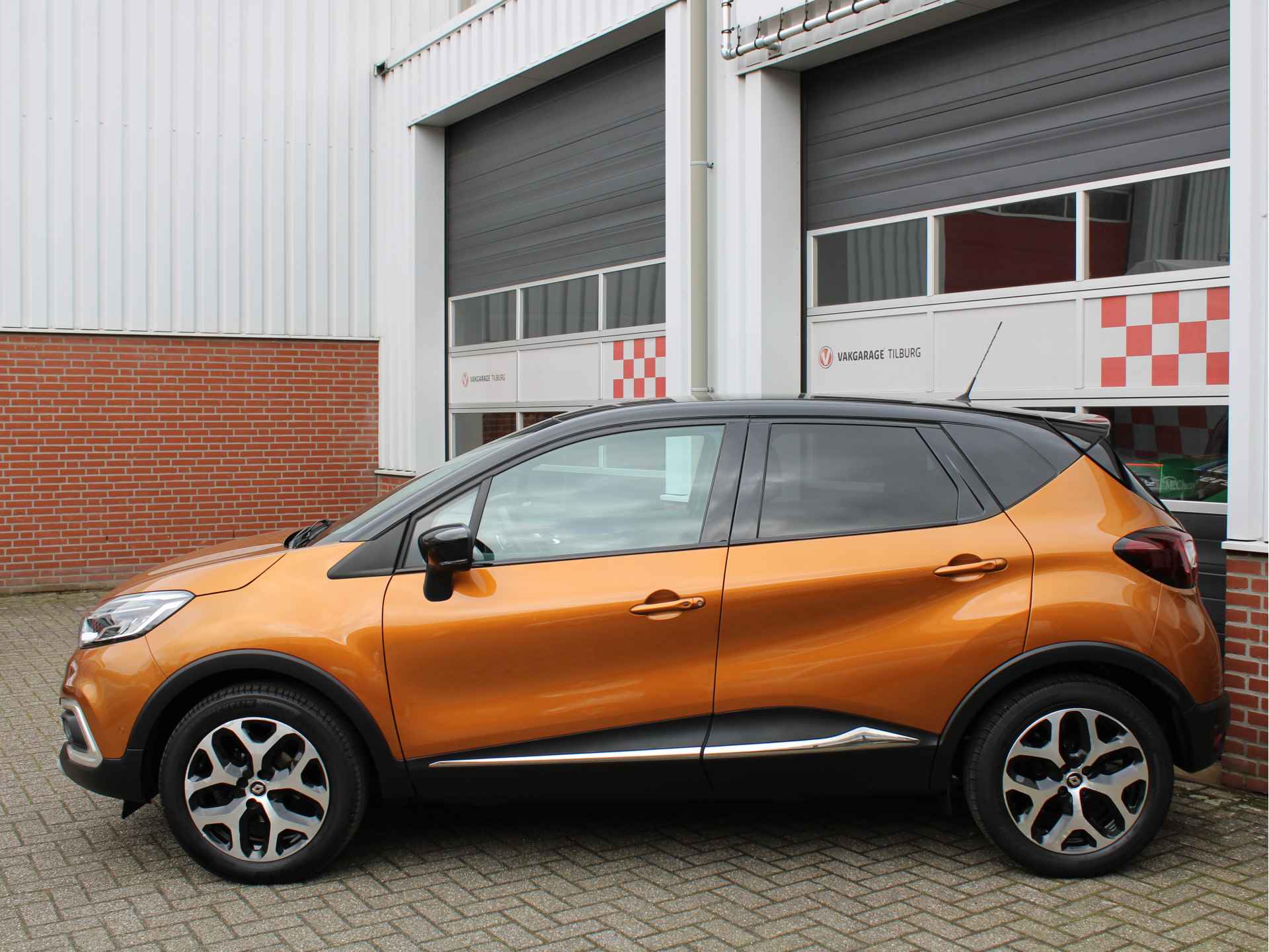 Renault Captur 0.9 TCe Intens 1e Eig./Dealer onderh./Camera/Sensoren V+A/Inparkeren/Climate/Navi/AppleCarplay/AndroidAuto - 44/53