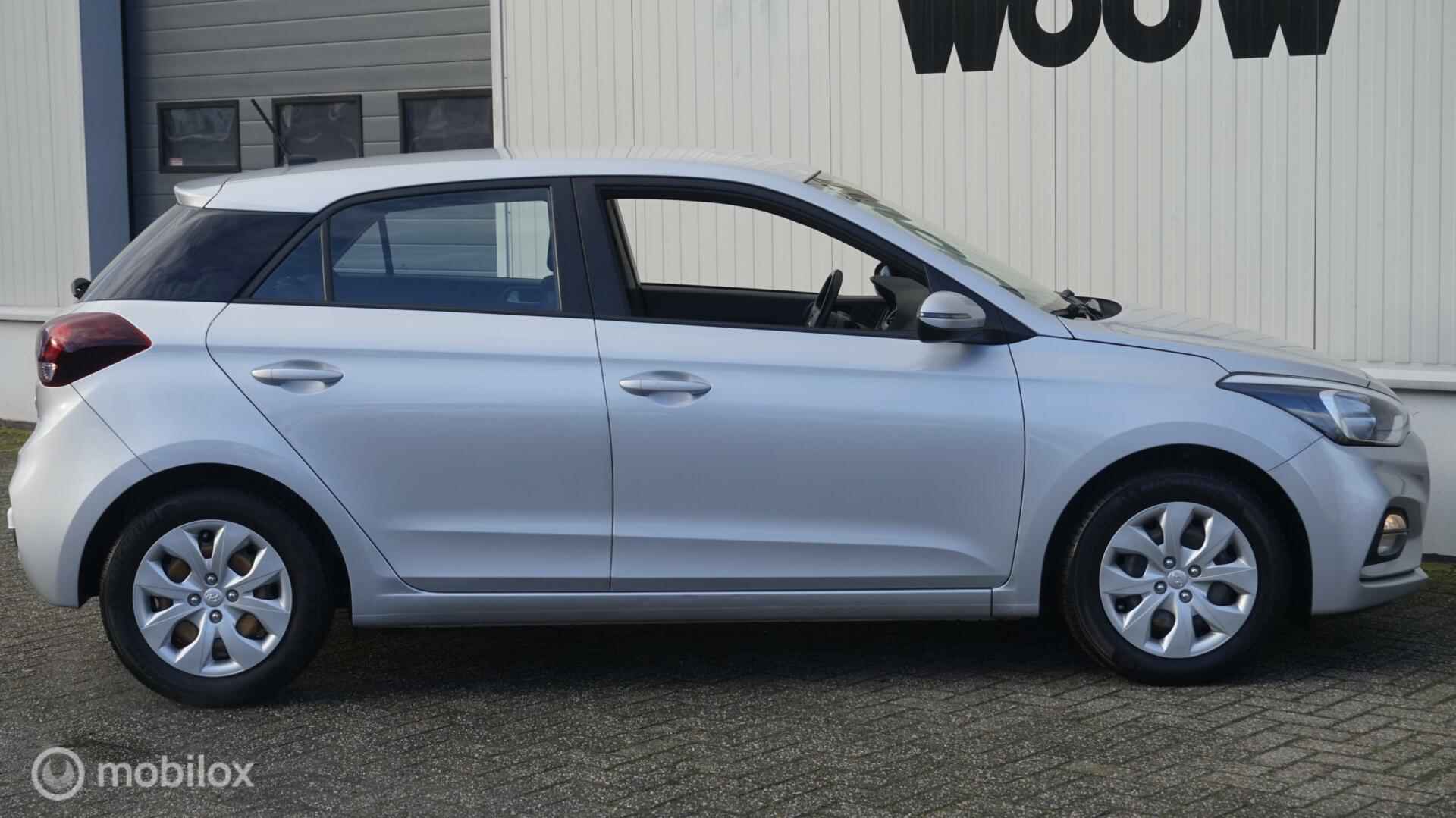 Hyundai i20 1.0 T-GDI Comfort Automaat | Trekhaak | Airco | Camera | Cruise Control - 7/32