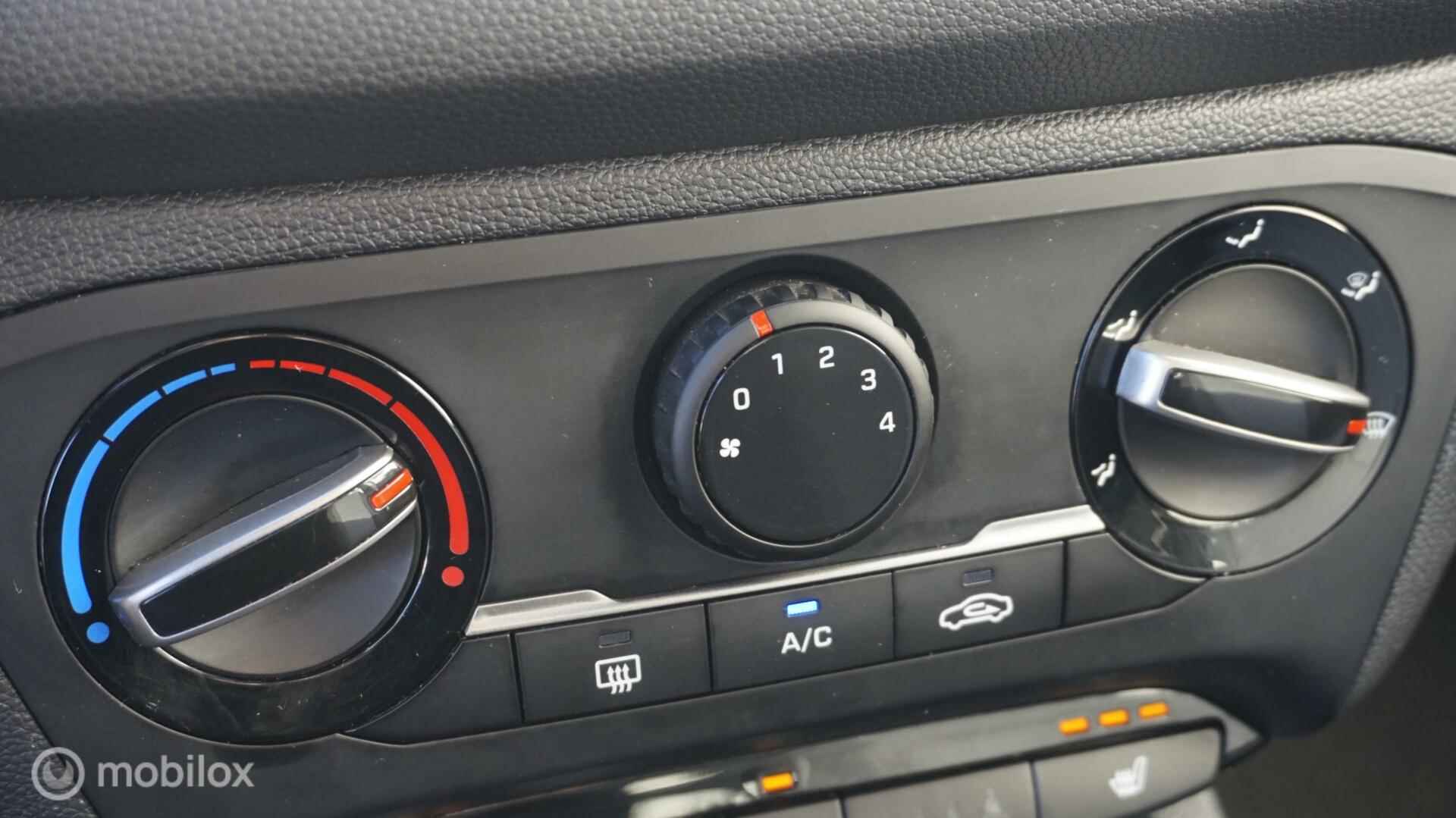 Hyundai i20 1.0 T-GDI Comfort Automaat | Trekhaak | Airco | Camera | Cruise Control - 17/32