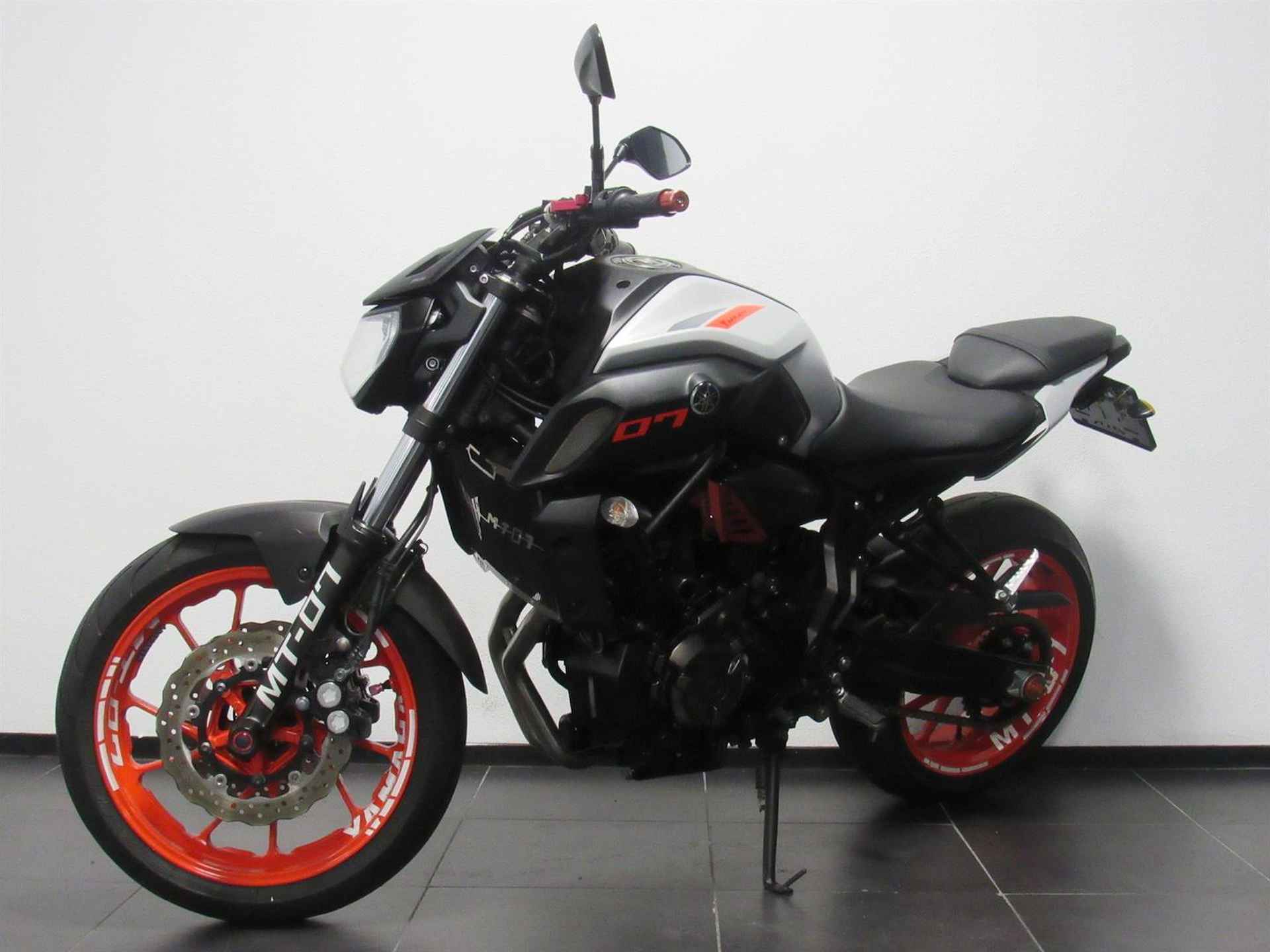 Yamaha MT-07 ABS - 2019 - 2/13