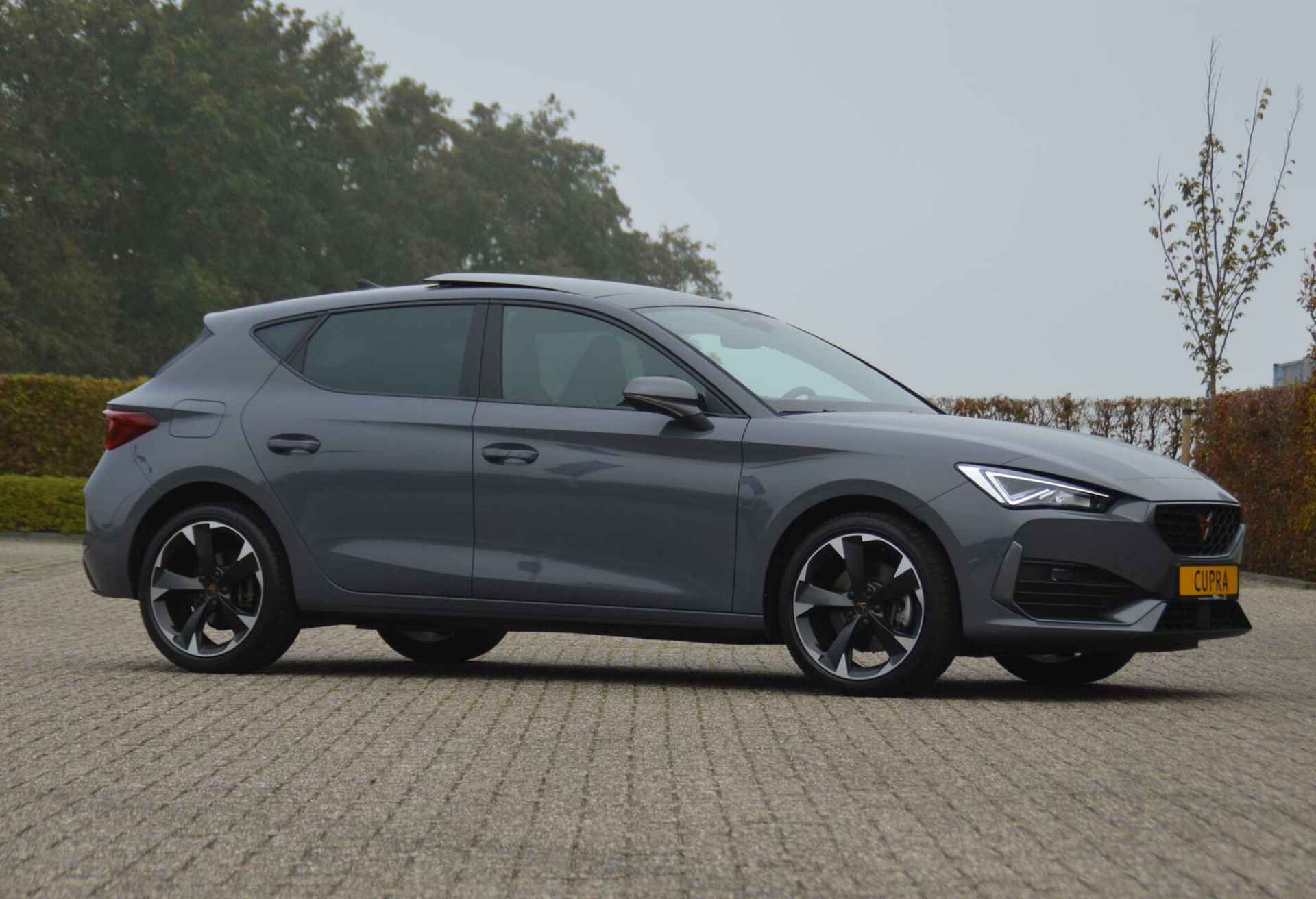 CUPRA Leon 1.4 e-Hybrid 204 pk  VZ Black Edition PHEV panodak - 53/95