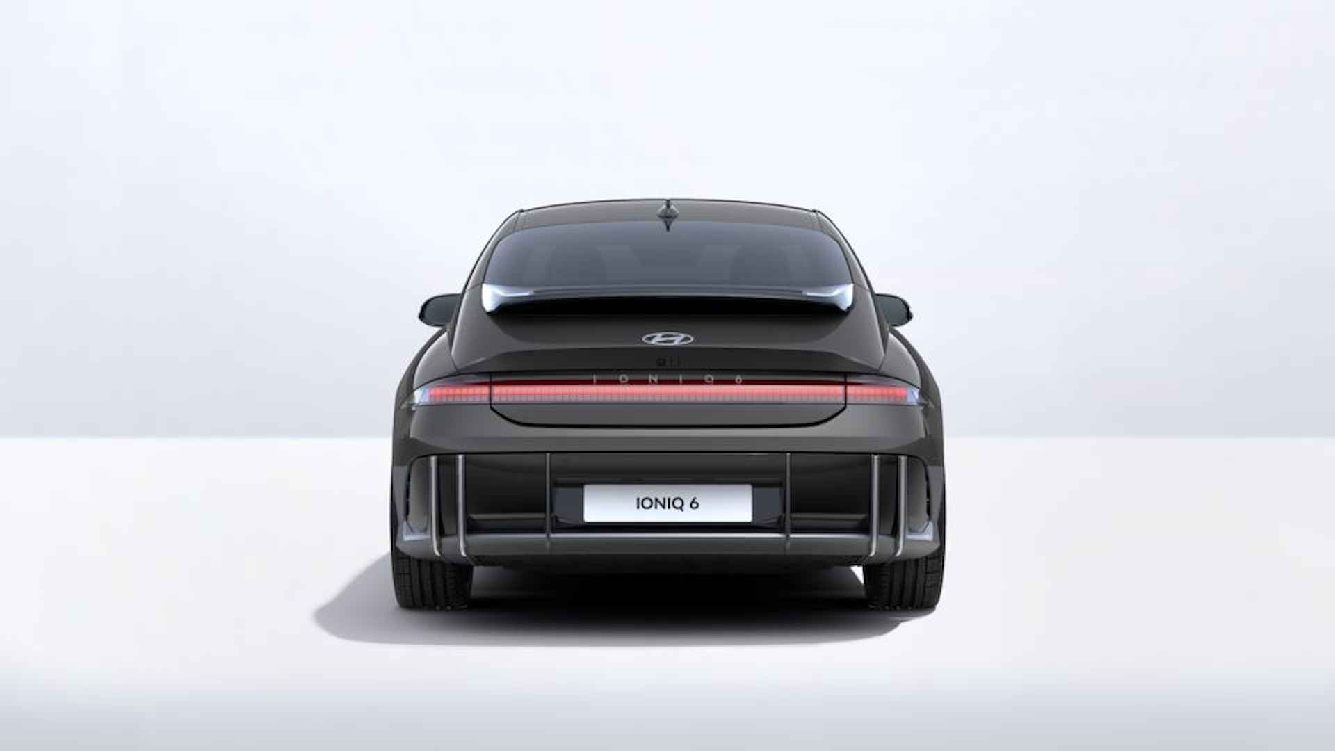 Hyundai IONIQ 6 Connect 77 kWh VAN €56.230 VOOR €48.930 Nocturne Gray/ uit Voorraad Leverbaar - 8/20