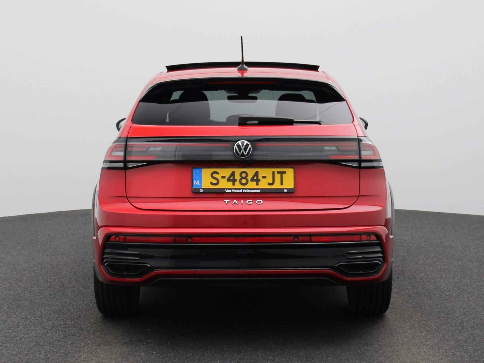 Volkswagen Taigo 1.0 TSI R-Line Business 110 PK [  R-line exterieur | R-line interieur | Navigatie | Digital cockpit pro | LED Matrix | Parkeersensoren | Camera | Keyless | Stoelverwarming | Apple carplay | Android auto | Lichtmetalen velgen | - 6/44