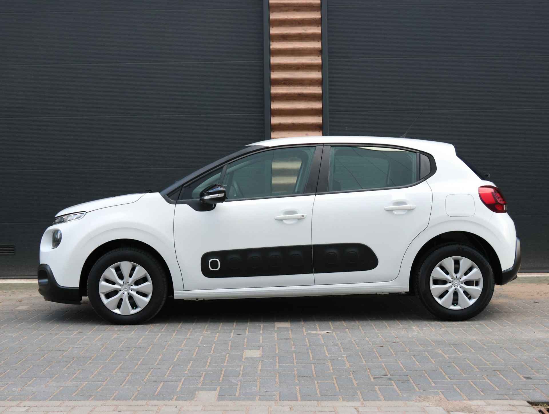 Citroen C3 1.6 BlueHDi Feel 1ste eigenaar | Navigatie | Climate control | PDC | Cruise control - 3/37