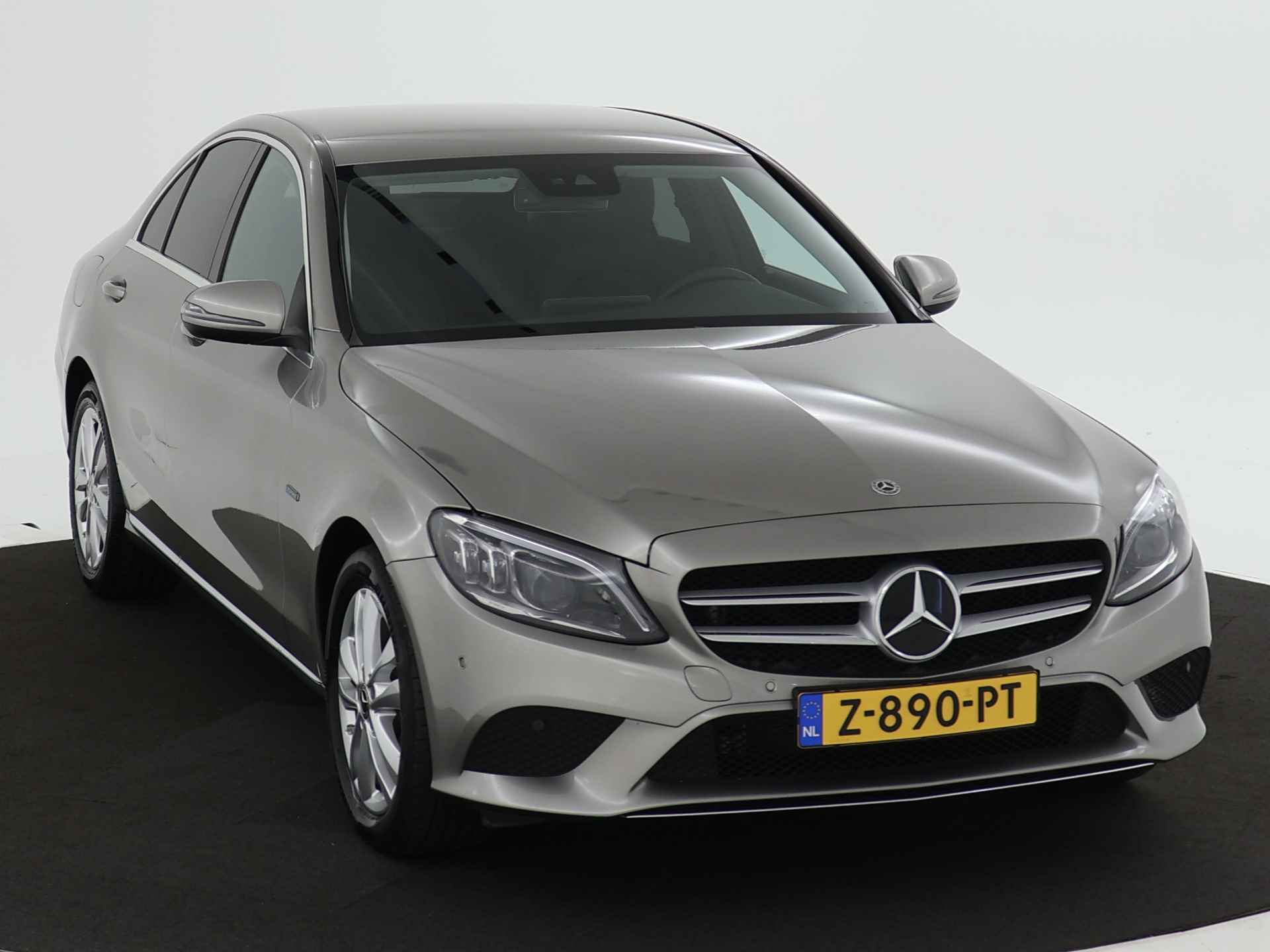 Mercedes-Benz C-Klasse 300 e Avantgarde MULTIBEAM LED-koplampen | Achteruitrijcamera | Apple CarPlay | Sfeerverlichting. | Inclusief 24 maanden Mercedes-Benz Certified garantie voor Europa. - 28/47