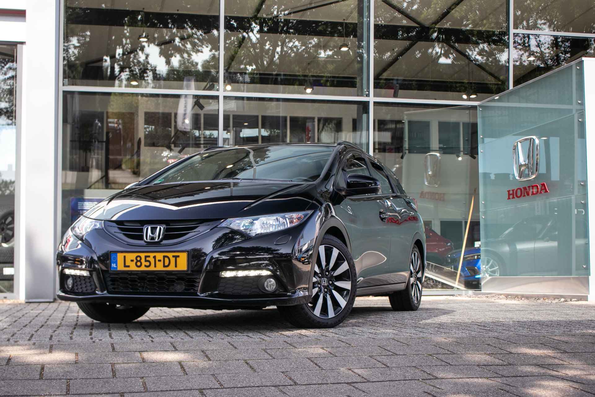 Honda Civic Tourer 1.8i-Vtec Sport - All in rijklaarprijs | Trekhaak | Dealer ond. | 12 mnd Bovag gar. - 6/35