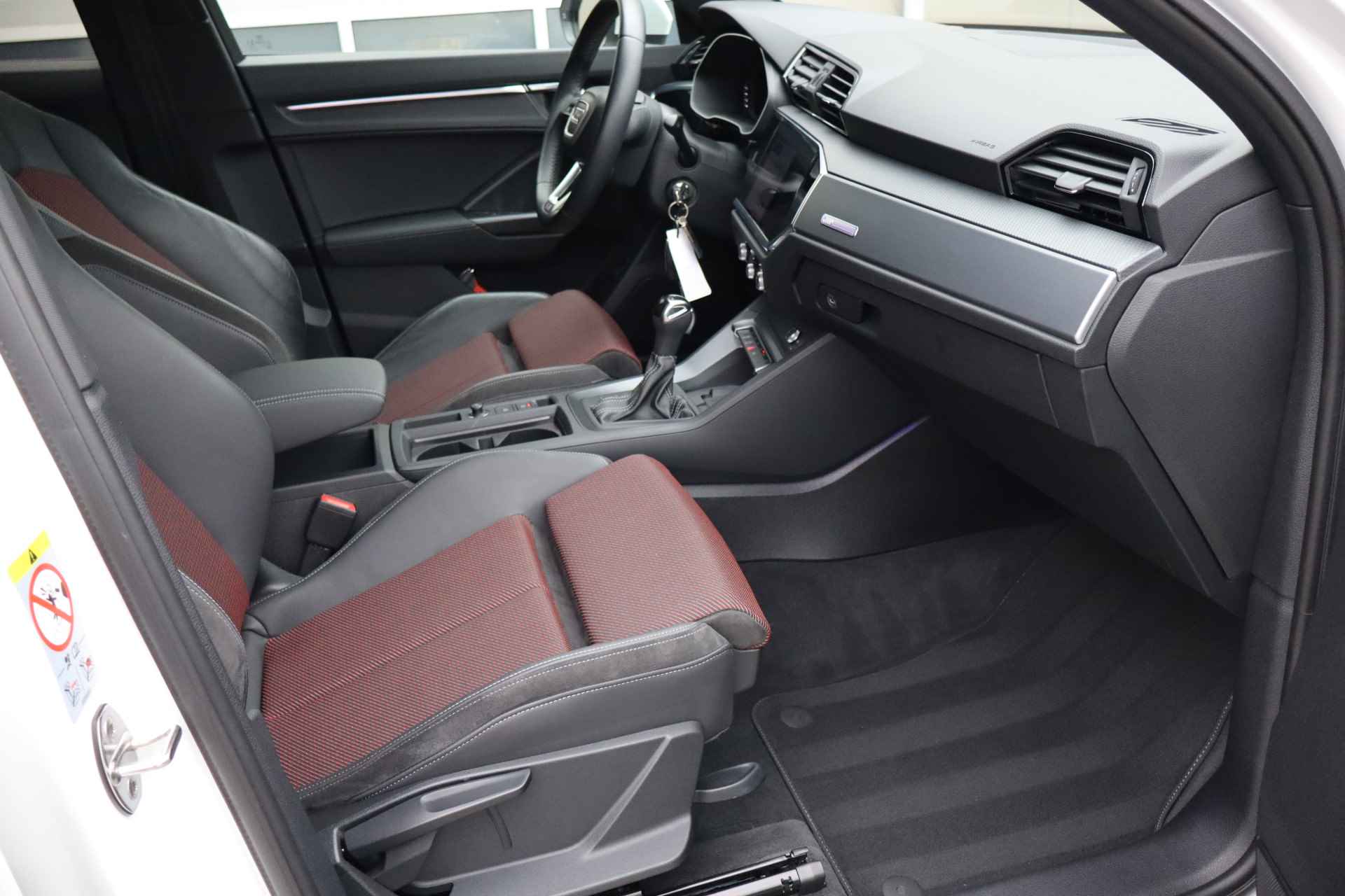 Audi Q3 35 TFSI Pro Line S NL-Auto!! Dig.Display I Apple-Carplay -- A.S. ZONDAG GEOPEND VAN 11.00 T/M 15.30 -- - 9/33