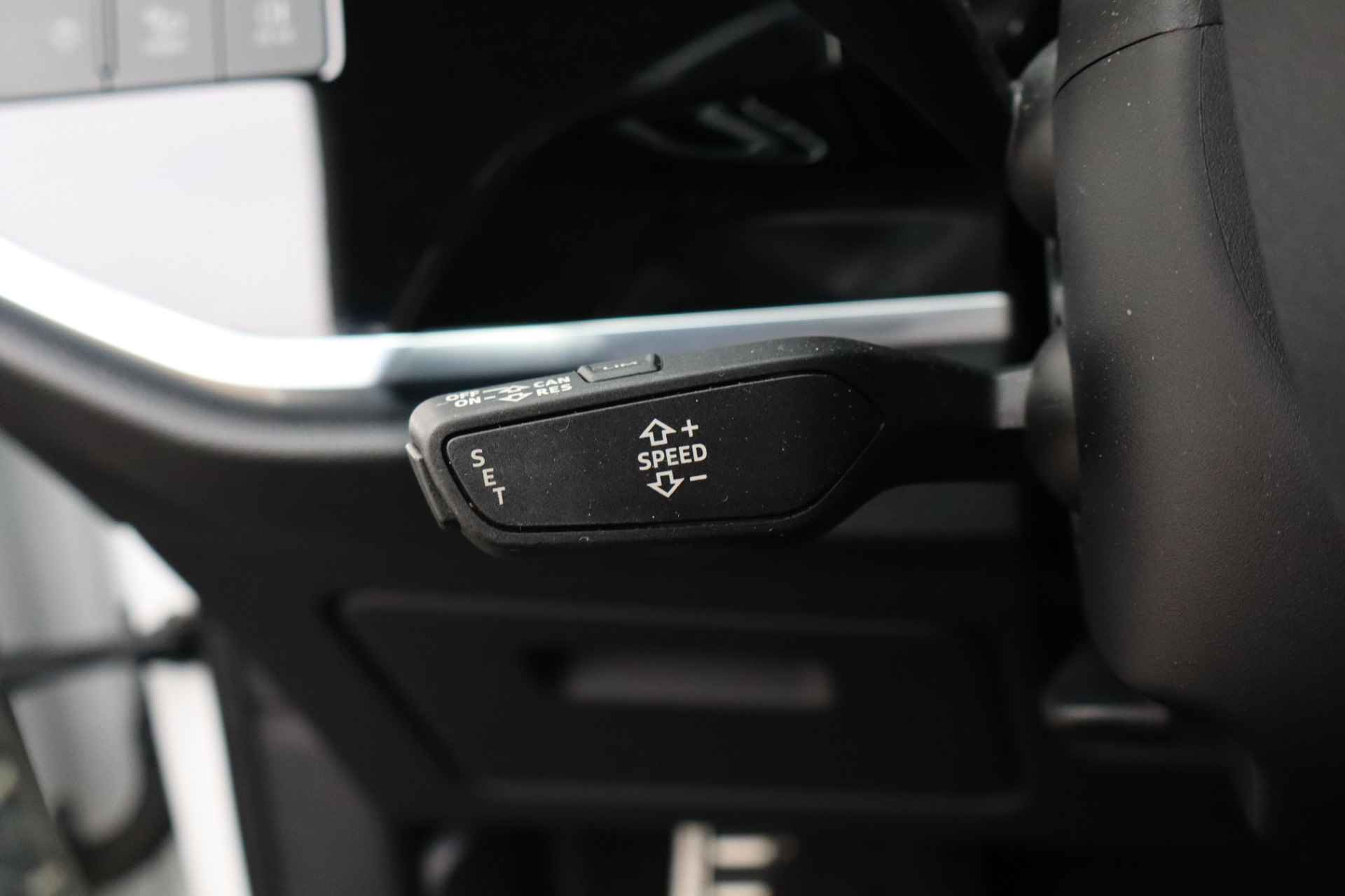 Audi Q3 35 TFSI Pro Line S NL-Auto!! Dig.Display I Apple-Carplay -- A.S. ZONDAG GEOPEND VAN 11.00 T/M 15.30 -- - 27/33