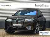 BMW iX xDrive50 - Sportpakket - Stoelventilatie - Parking Ass Prof - Lasers - 112 kWh