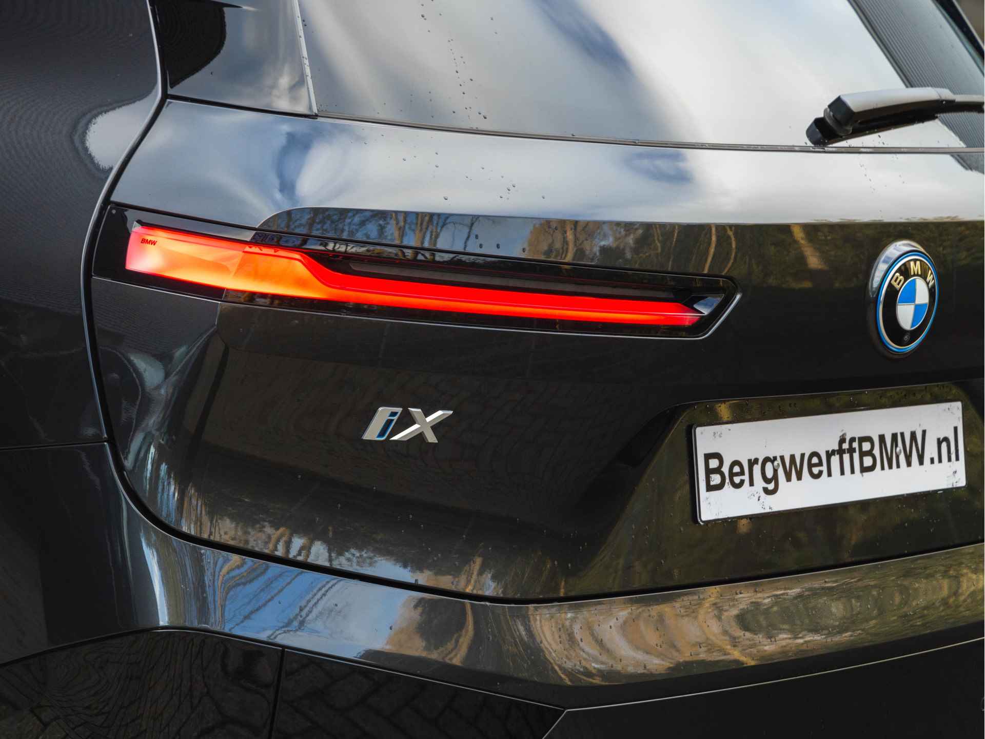 BMW iX xDrive50 - Sportpakket - Stoelventilatie - Parking Ass Prof - Lasers - 112 kWh - 8/37