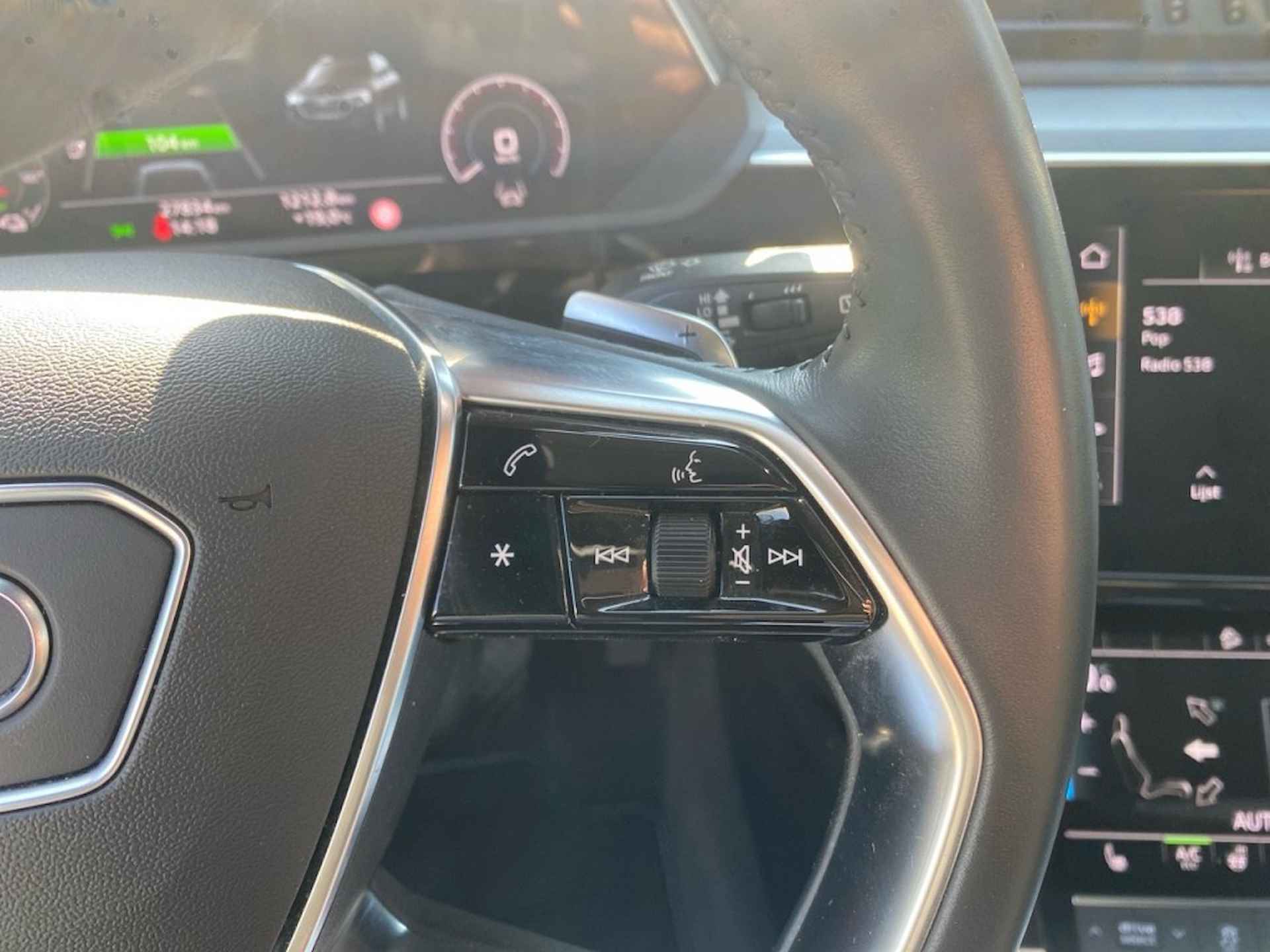 AUDI E-tron 50 QUATTRO S LINE PANO-DAK/CAMERA/B&amp;O/ACC/NAVI/CARPLAY - 19/27