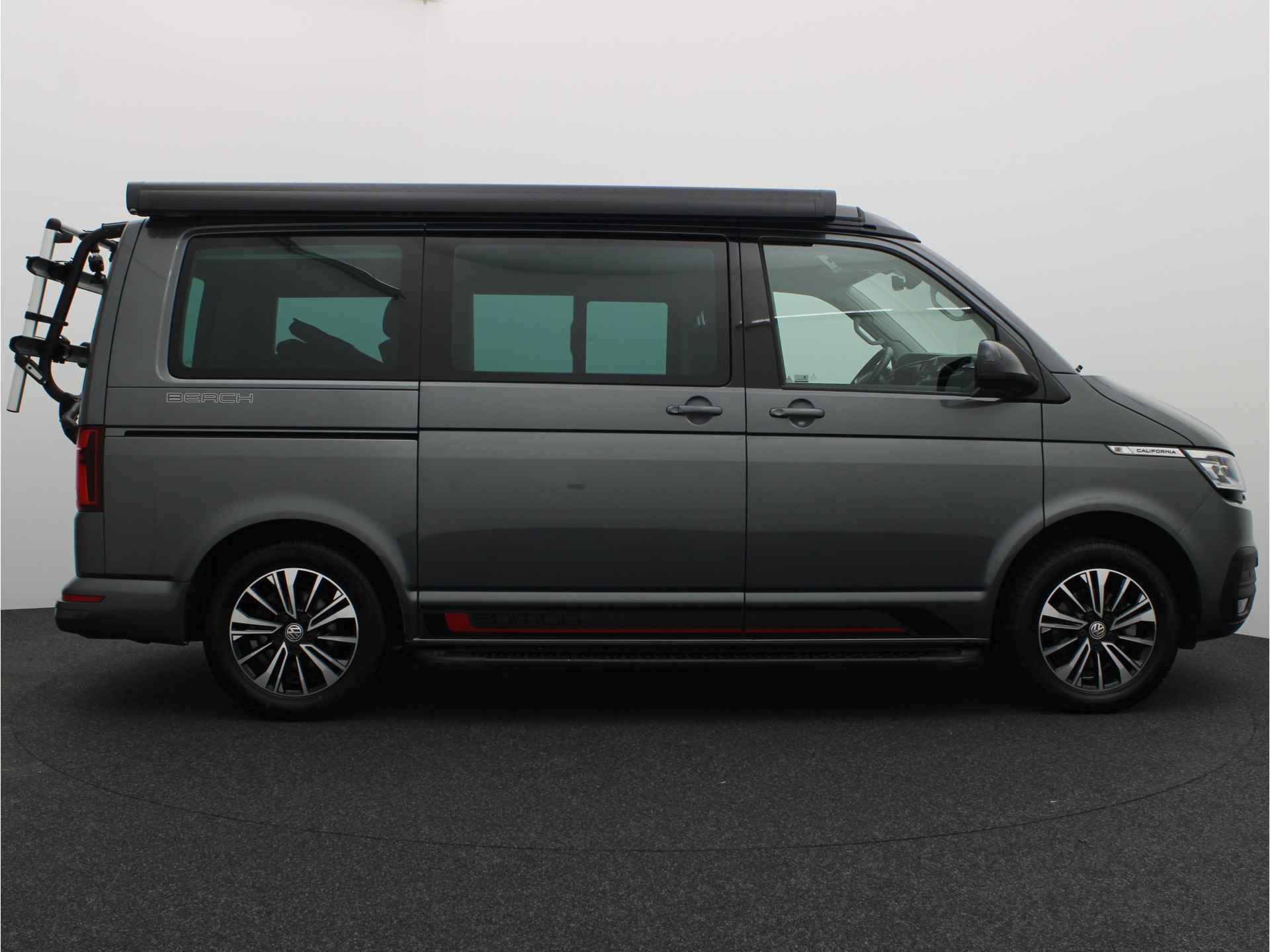 Volkswagen CALIFORNIA BEACH 2.0 TDI 150PK AUTOMAAT / VIRTUAL / FULL LED / STOELVERW / CAMERA / TREKHAAK / TENT / UNIEK! - 18/79