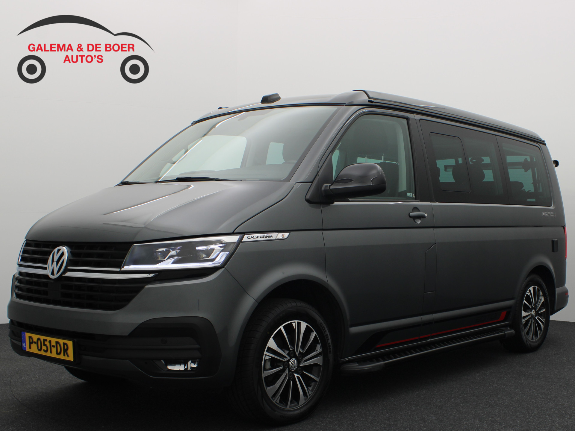 Volkswagen CALIFORNIA BEACH 2.0 TDI 150PK AUTOMAAT / VIRTUAL / FULL LED / STOELVERW / CAMERA / TREKHAAK / TENT / UNIEK!