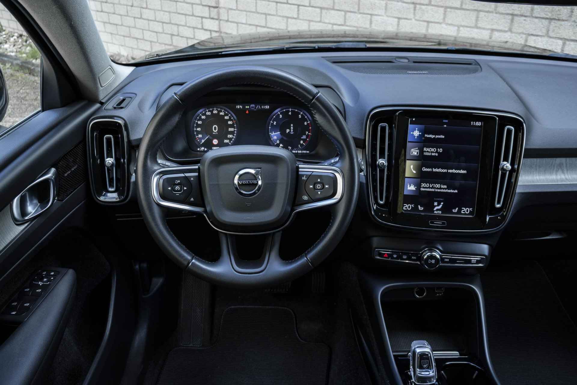 Volvo XC40 T3 Automaat Inscription | Premium Audio by Harman Kardon | Parkeerverwarming | Adaptive Cruise Control | Blind Spot | Park Assist voor en Achter | Parkeercamera - 18/36