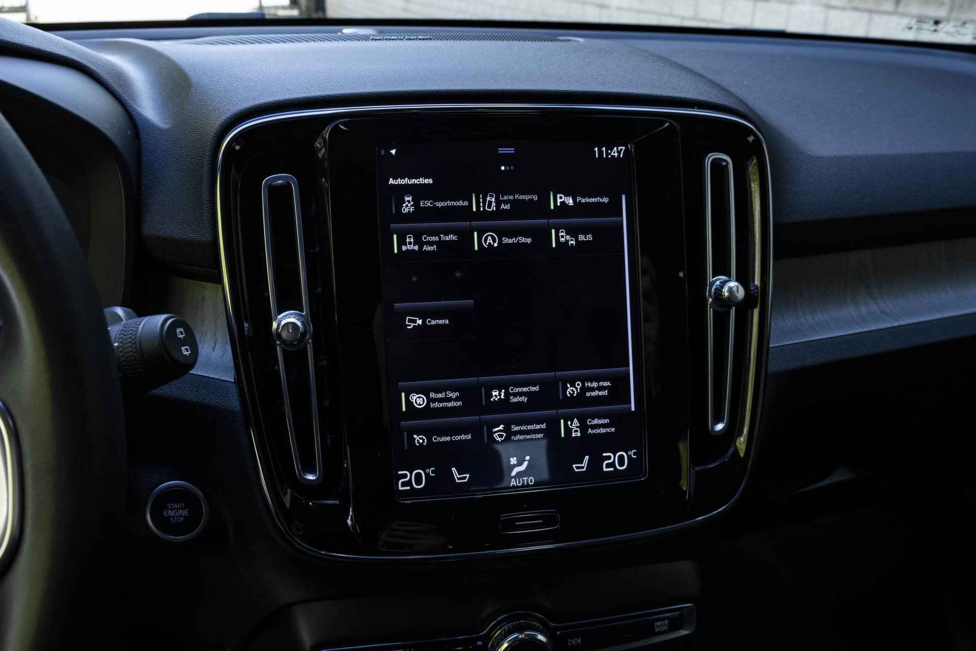 Volvo XC40 T3 Automaat Inscription | Premium Audio by Harman Kardon | Parkeerverwarming | Adaptive Cruise Control | Blind Spot | Park Assist voor en Achter | Parkeercamera - 21/36