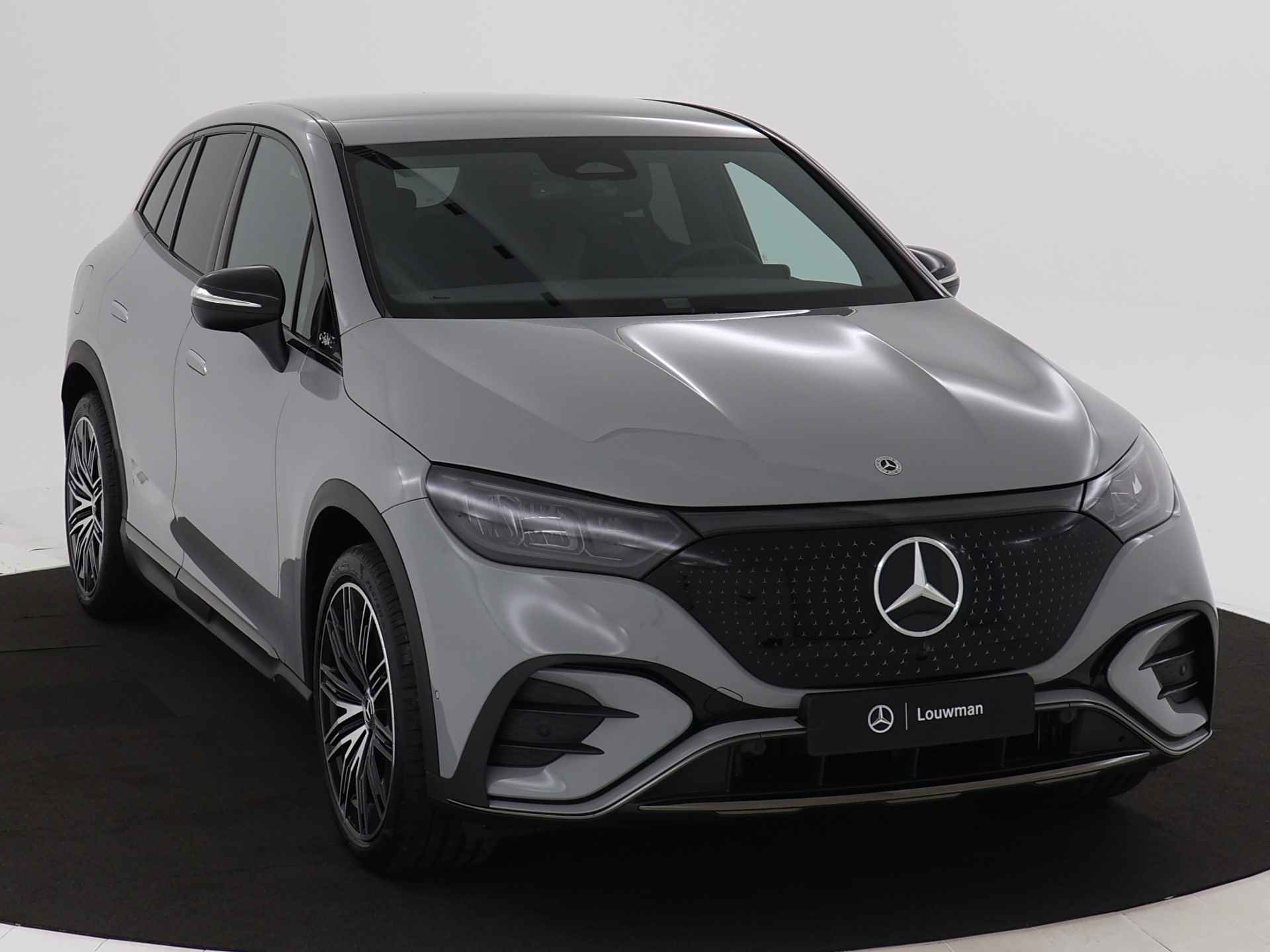 Mercedes-Benz EQE SUV 300 Sport Edition LIMITED voor € 79803,- | Trekhaak | Nightpakket | Parkeerpakket met achteruitcamera | KEYLESS GO-comfortpakket | DISTRONIC PLUS | Assistentiepakket | Winter pakket | GUARD 360° voertuigbescherming plus | - 23/37