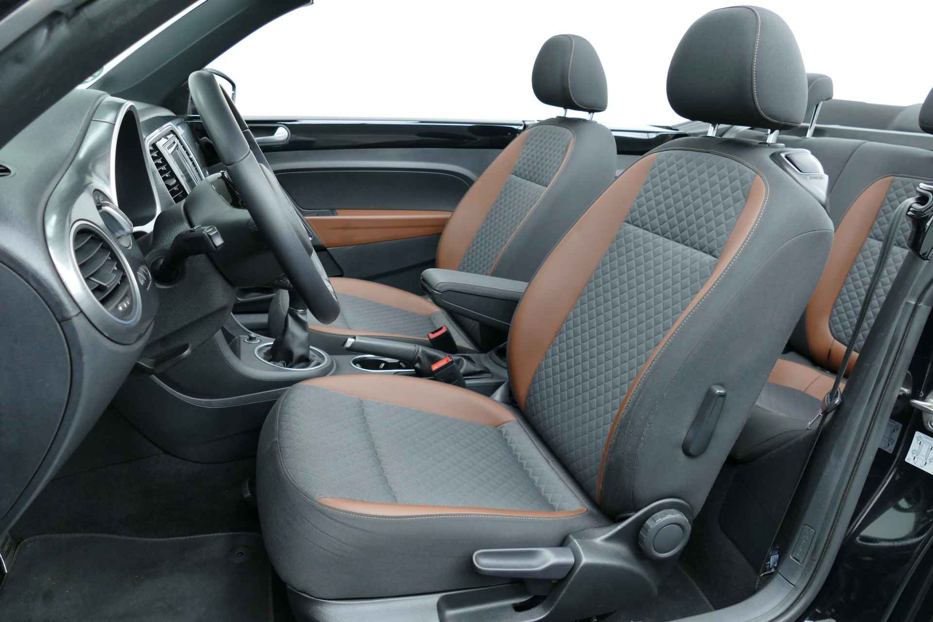 Volkswagen Beetle Cabriolet 1.2 TSI Exclusive Series. Navi, Camera, Clima, Cruise, Stoelverw, Xenon/Led, 18"LMV - 15/41