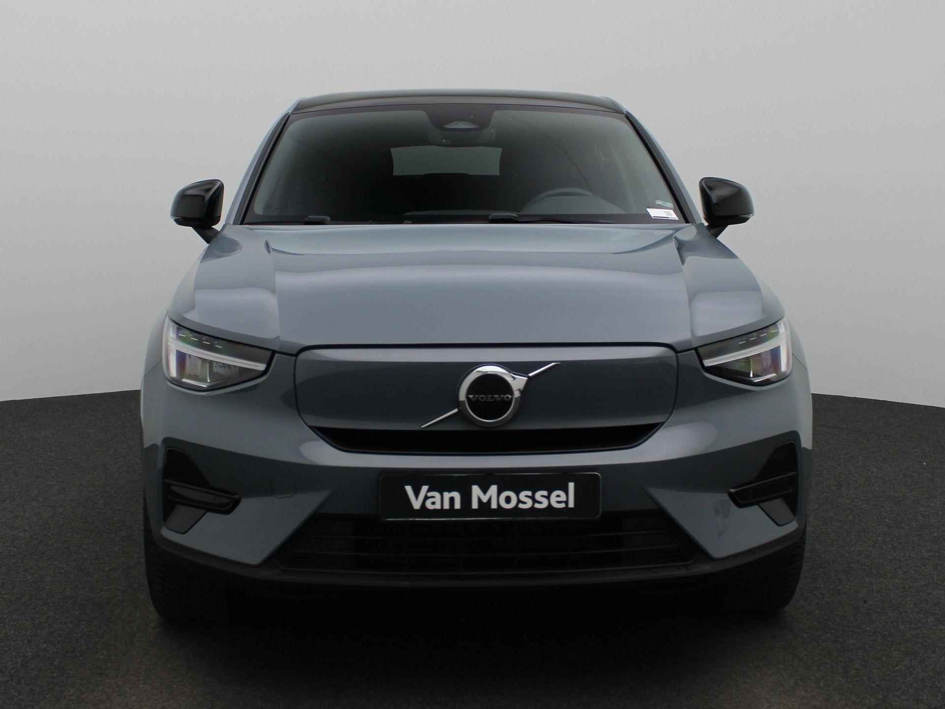 Volvo C40 Recharge Core | Navigatie | Climate-Control | Camera | Apple-Carplay | Cruise-Control | Stuur + Stoelverwarming | - 3/39