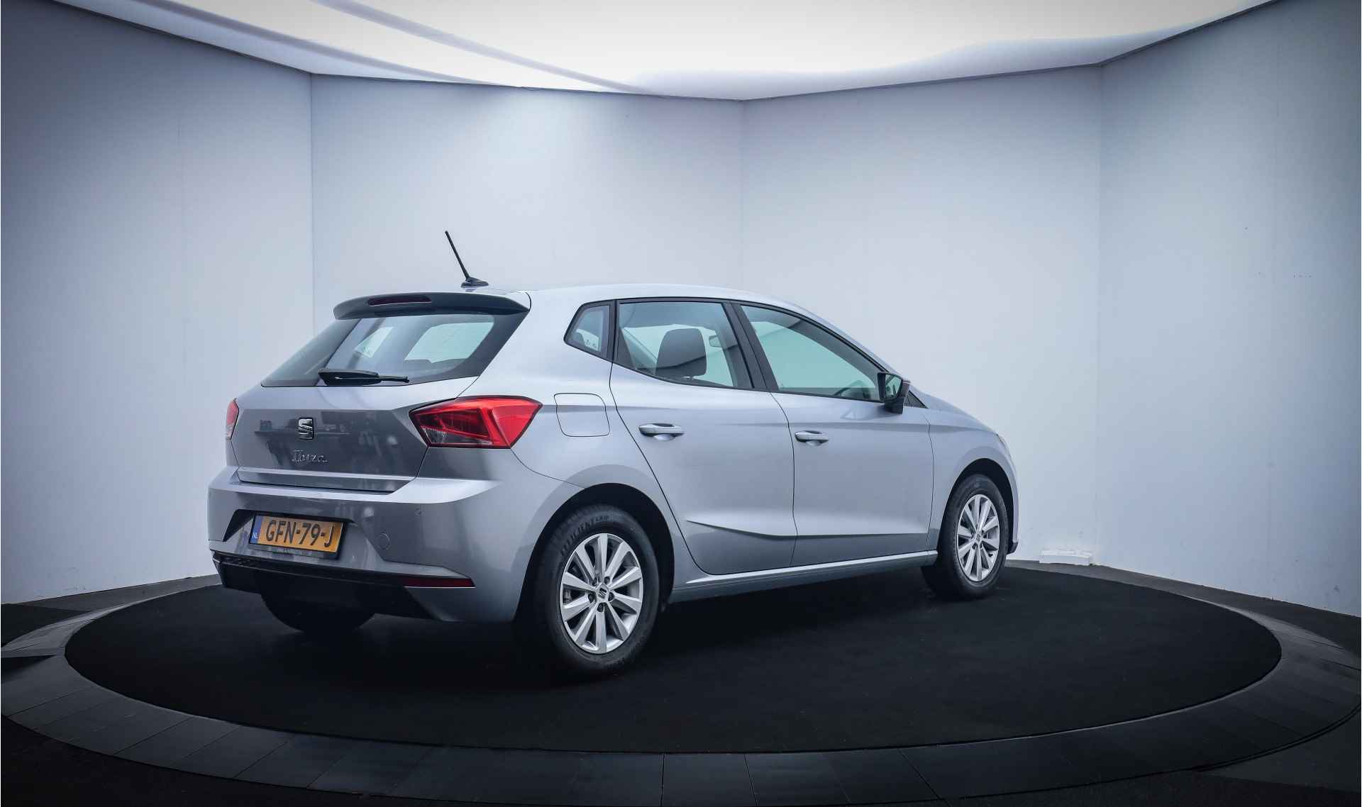 SEAT Ibiza 1.0TSI Dsg LED/CAMERA/CARPLAY/CLIMA/CRUISE/LANE ASSIST/PDC V+A/LMV - 5/23