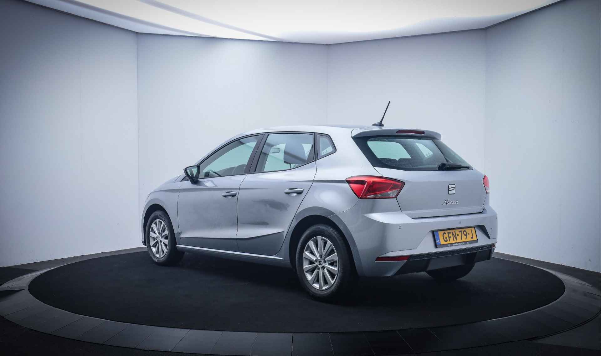 SEAT Ibiza 1.0TSI Dsg LED/CAMERA/CARPLAY/CLIMA/CRUISE/LANE ASSIST/PDC V+A/LMV - 8/23