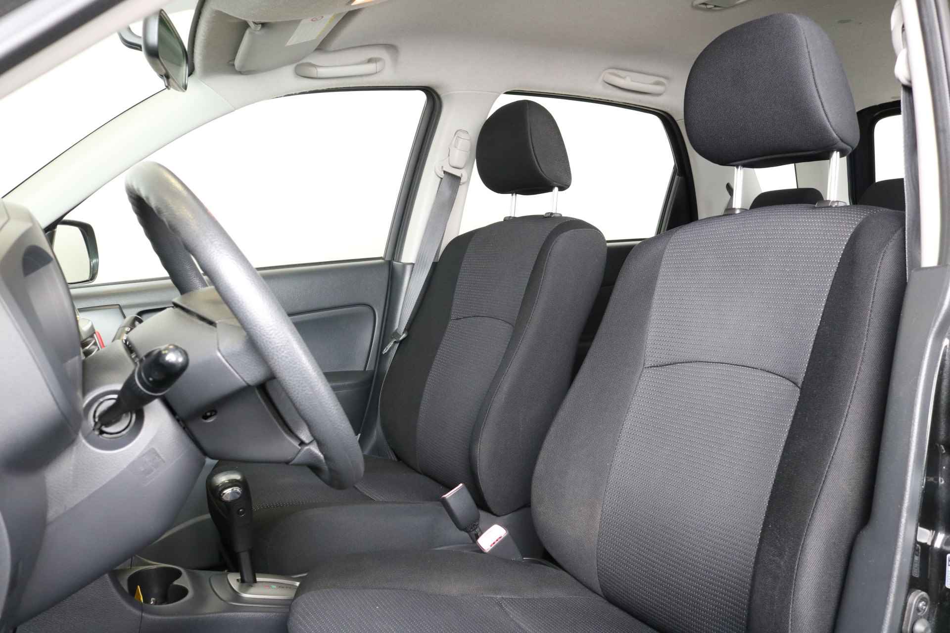 Daihatsu Terios 1.5-16V 2WD Explore Automaat | Airco | Radio/CD | Afneembare Trekhaak | Elektrische Ramen & Spiegels | - 13/34