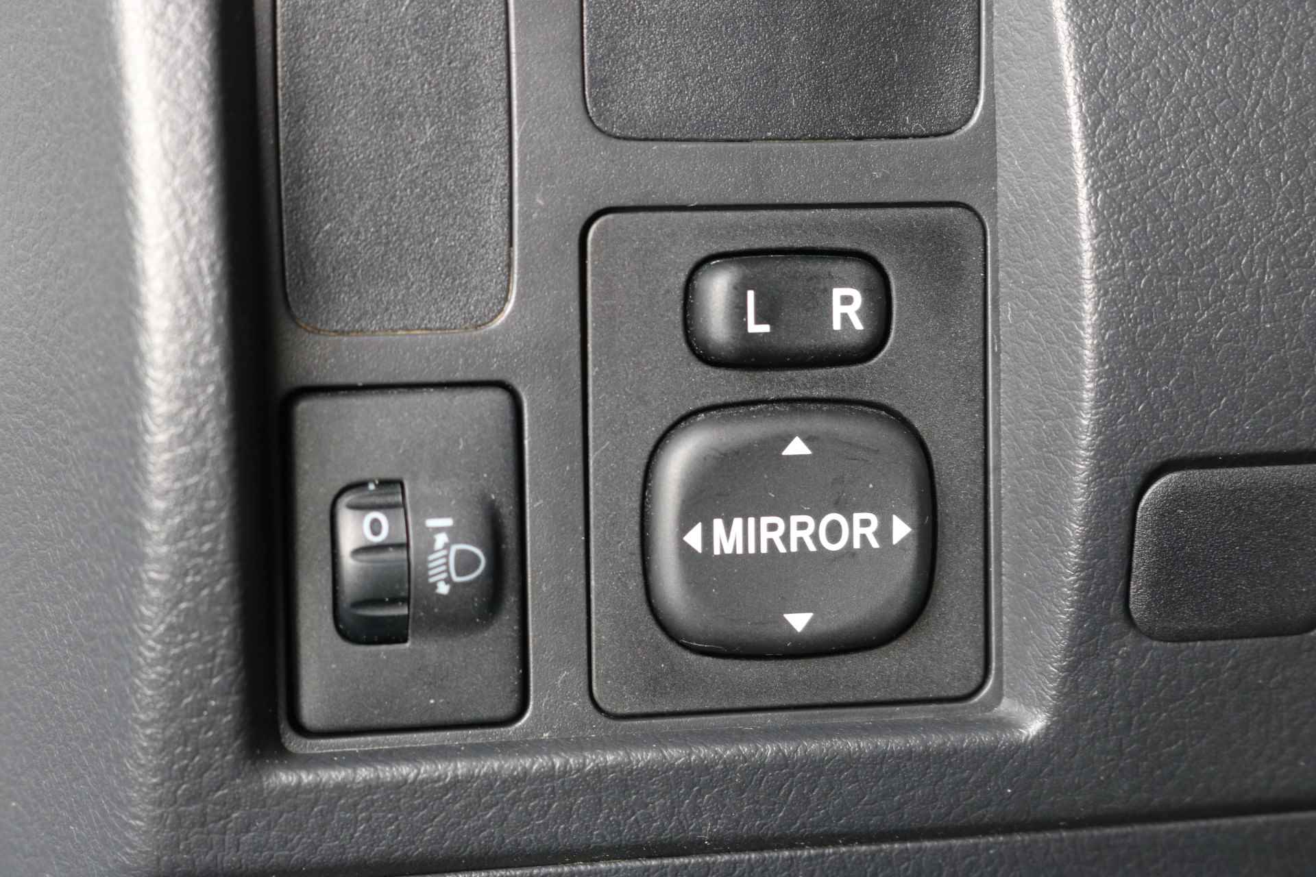 Daihatsu Terios 1.5-16V 2WD Explore Automaat | Airco | Radio/CD | Afneembare Trekhaak | Elektrische Ramen & Spiegels | - 20/34