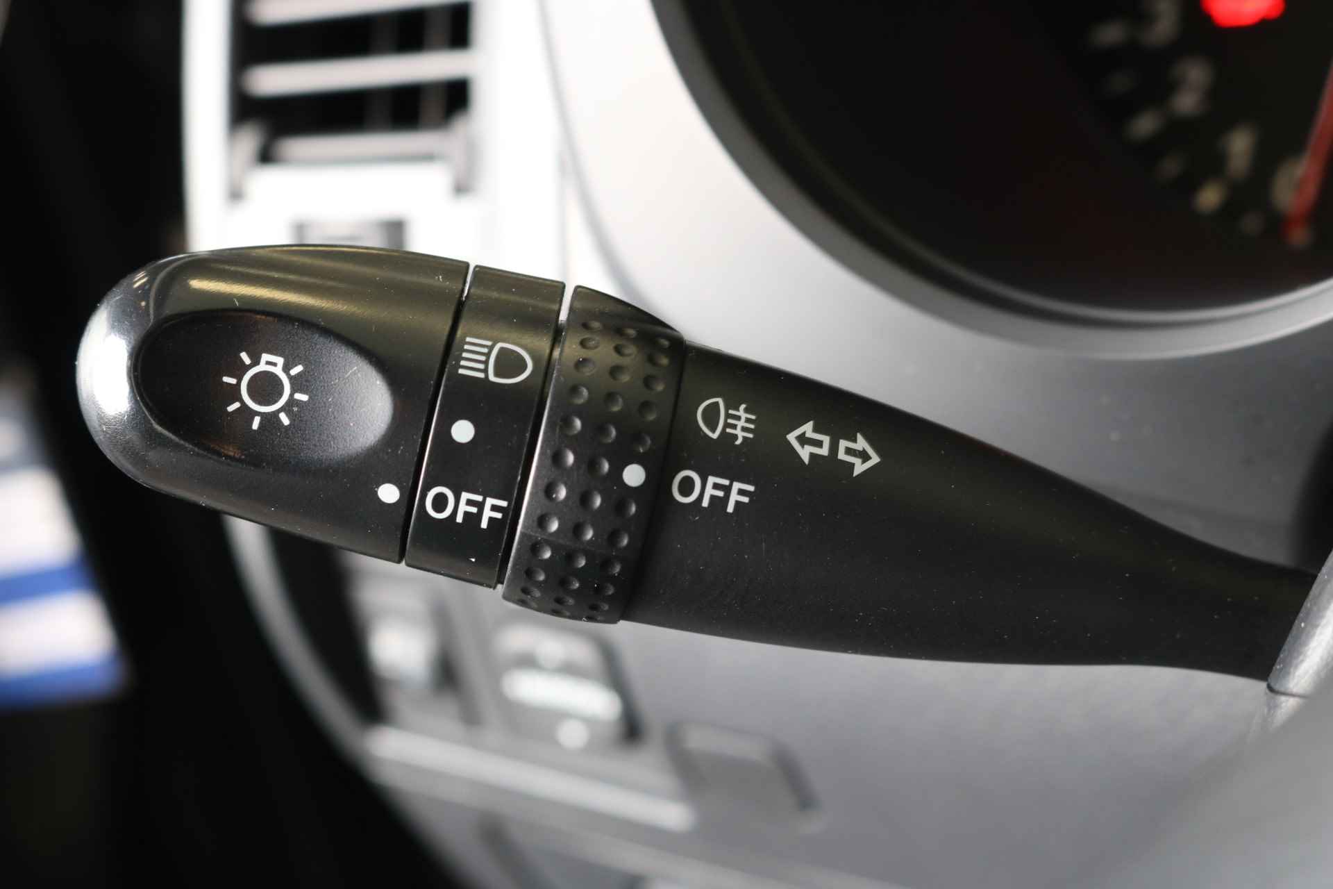 Daihatsu Terios 1.5-16V 2WD Explore Automaat | Airco | Radio/CD | Afneembare Trekhaak | Elektrische Ramen & Spiegels | - 26/34