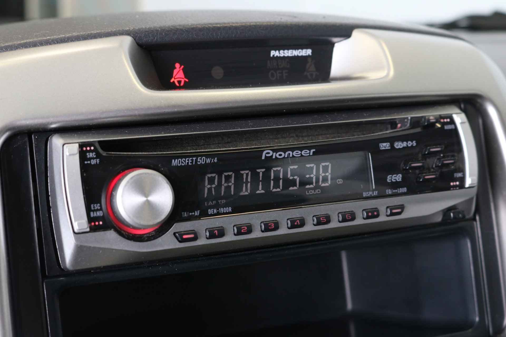 Daihatsu Terios 1.5-16V 2WD Explore Automaat | Airco | Radio/CD | Afneembare Trekhaak | Elektrische Ramen & Spiegels | - 28/34