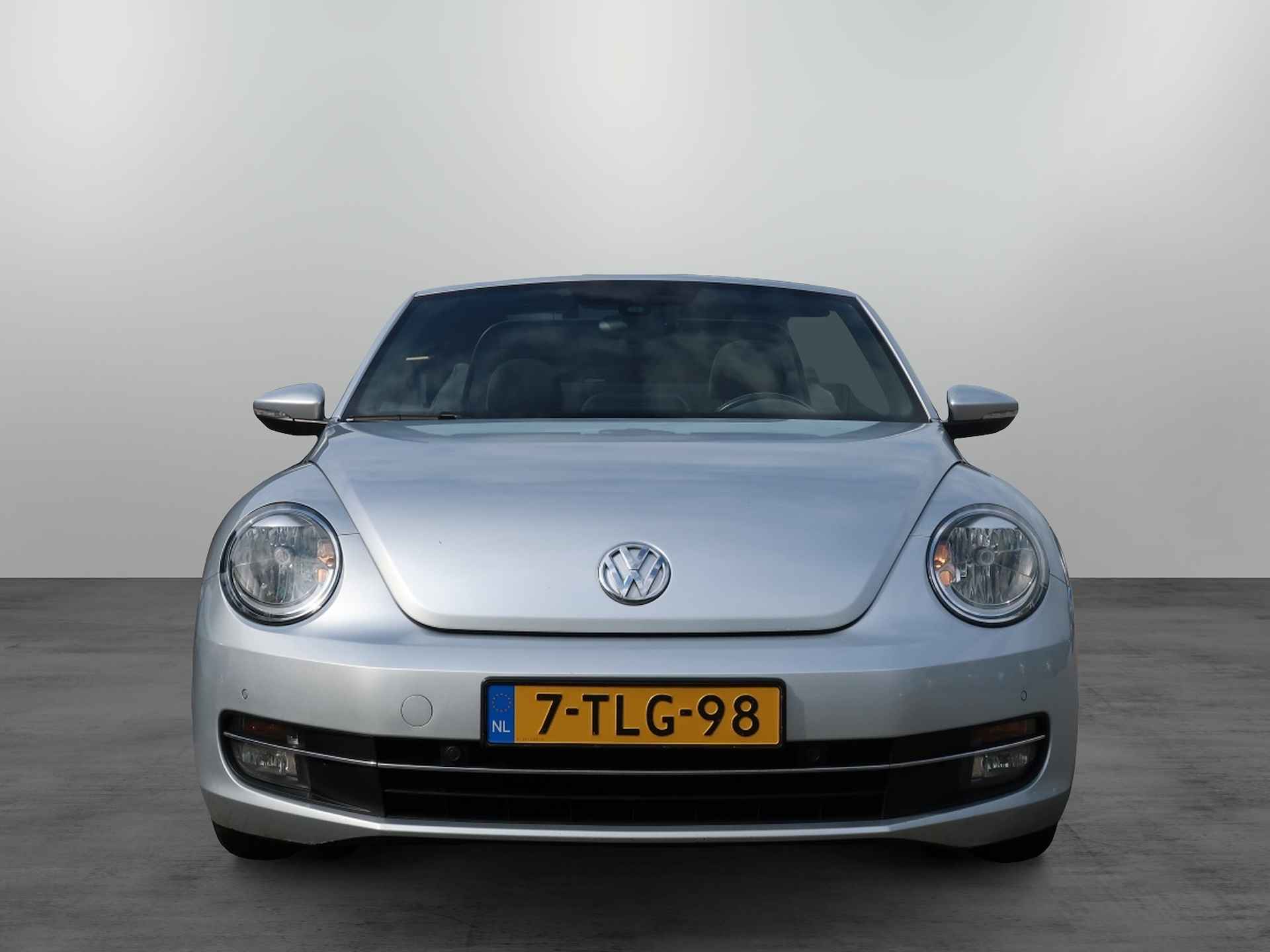 Volkswagen Beetle Cabriolet 1.2 TSI Design Automaat Navigatie / Stoelverwarming / Pdc - 6/22