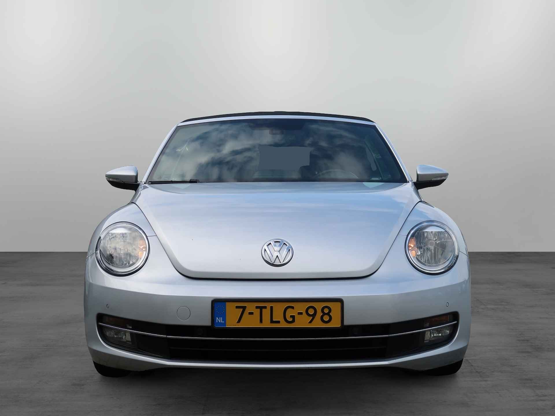 Volkswagen Beetle Cabriolet 1.2 TSI Design Automaat Navigatie / Stoelverwarming / Pdc - 21/22