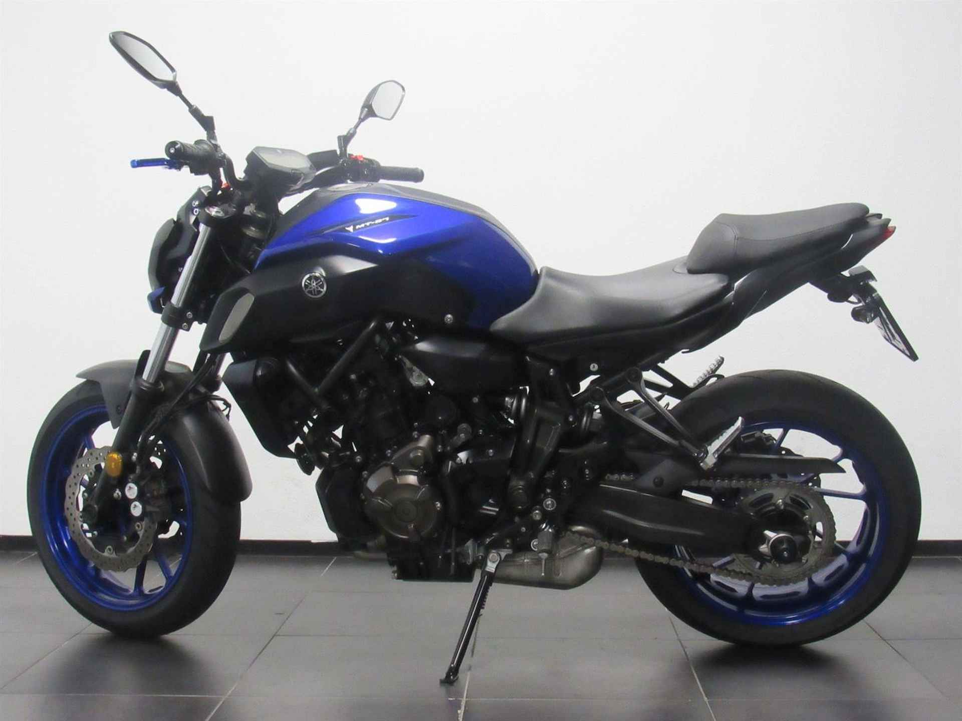 Yamaha MT-07 ABS - 2018 - 4/7