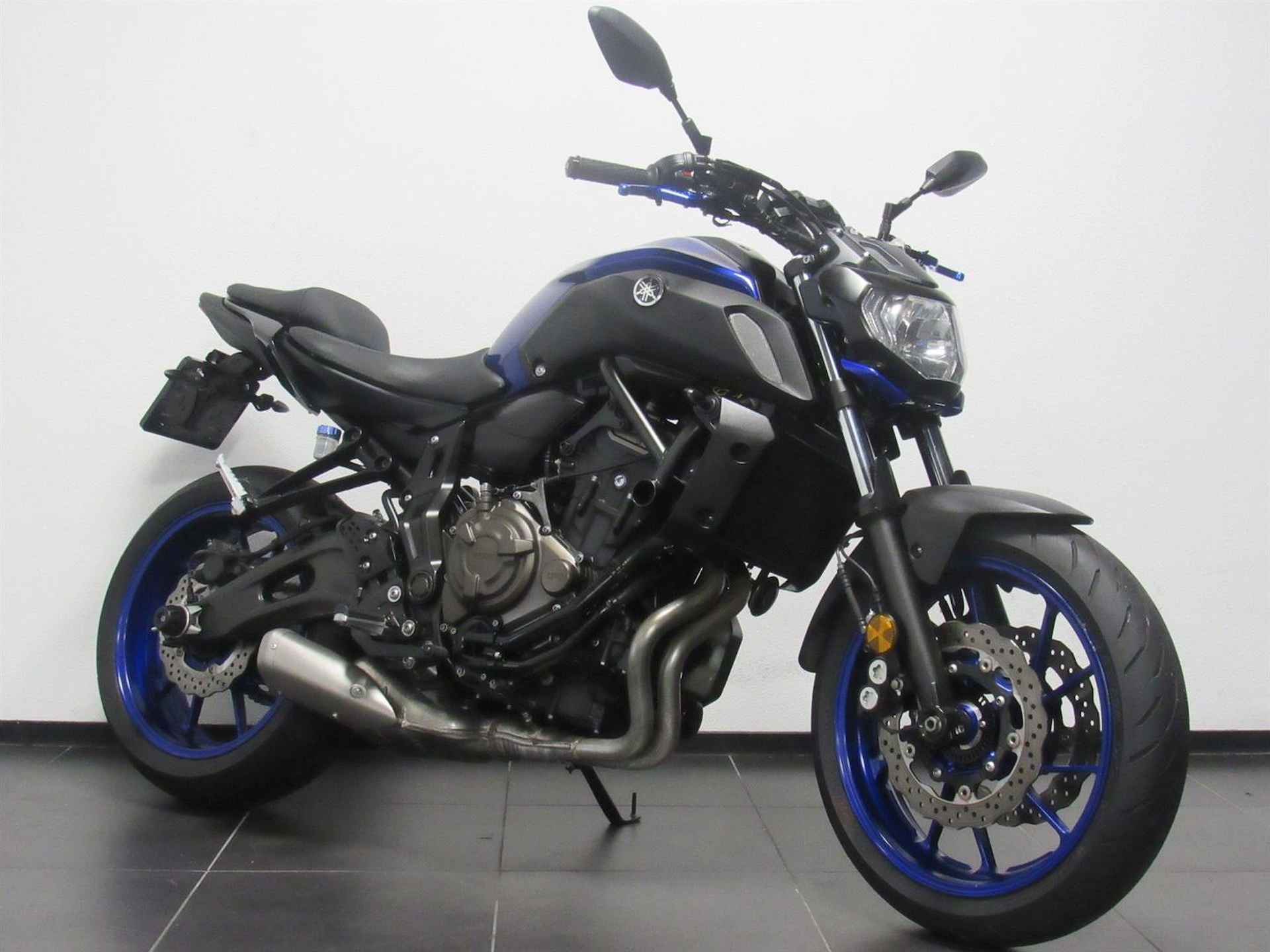 Yamaha MT-07 ABS - 2018 - 2/7