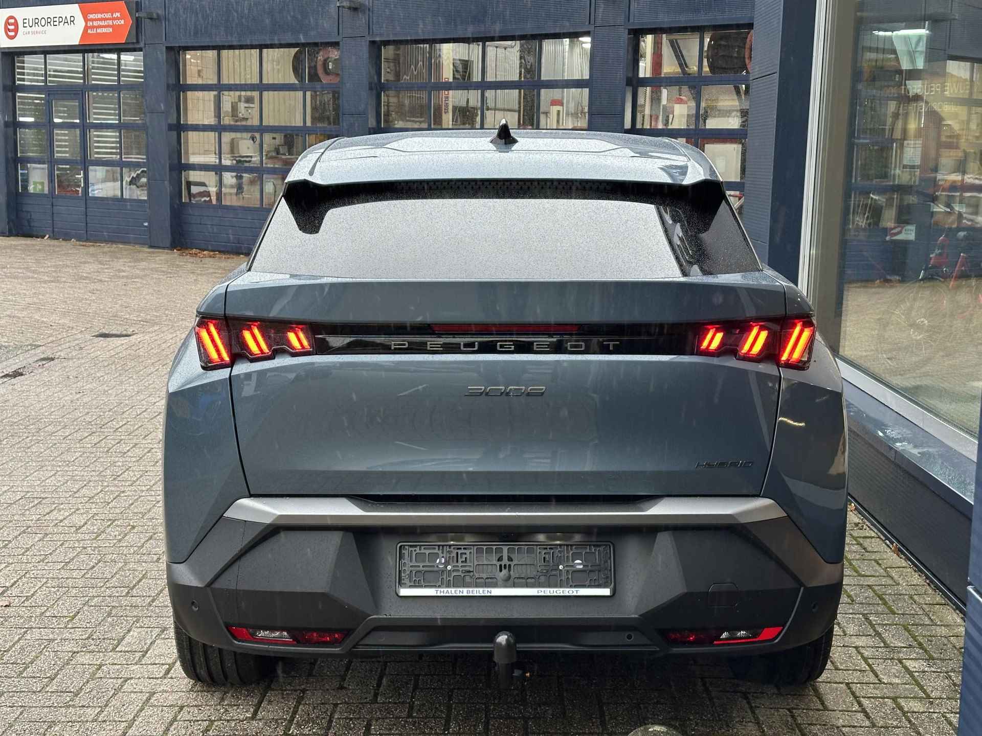 Peugeot 3008 1.2 Hybrid 136 Allure | Nieuwe Auto | Trekhaak 1200 KG Trekvermogen | Registratie 2025 mogelijk | Panoramic Navigation Pack | 360 Vision & Drive Assist Pack | Climate Control | Stuurverwarming | Camera | Adaptieve Cruise Control | 19 Inch Lichtmetalen Velgen | LED Verlichting | - 6/50