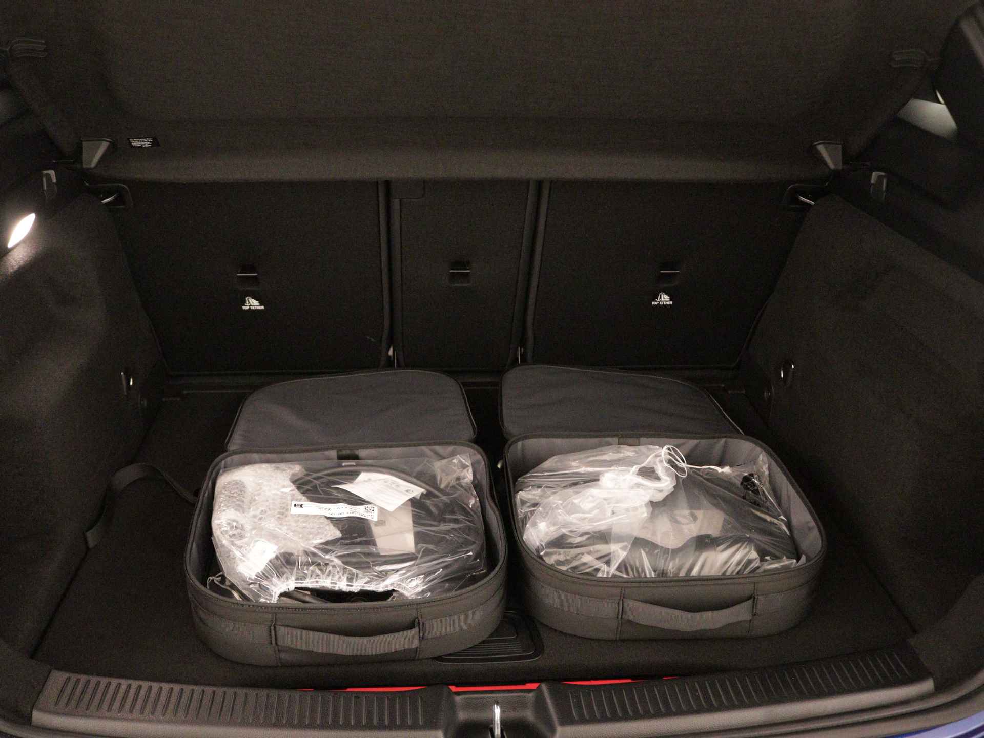 Mercedes-Benz B-Klasse 250 e AMG Line | Nightpakket | Premium pakket | USB-pakket Plus | EASY PACK achterklep | Keyless-Go comfortpakket | Dodehoekassistent | Verwarmde stoelen vooraan | MBUX augmented reality voor navigatie | - 32/39