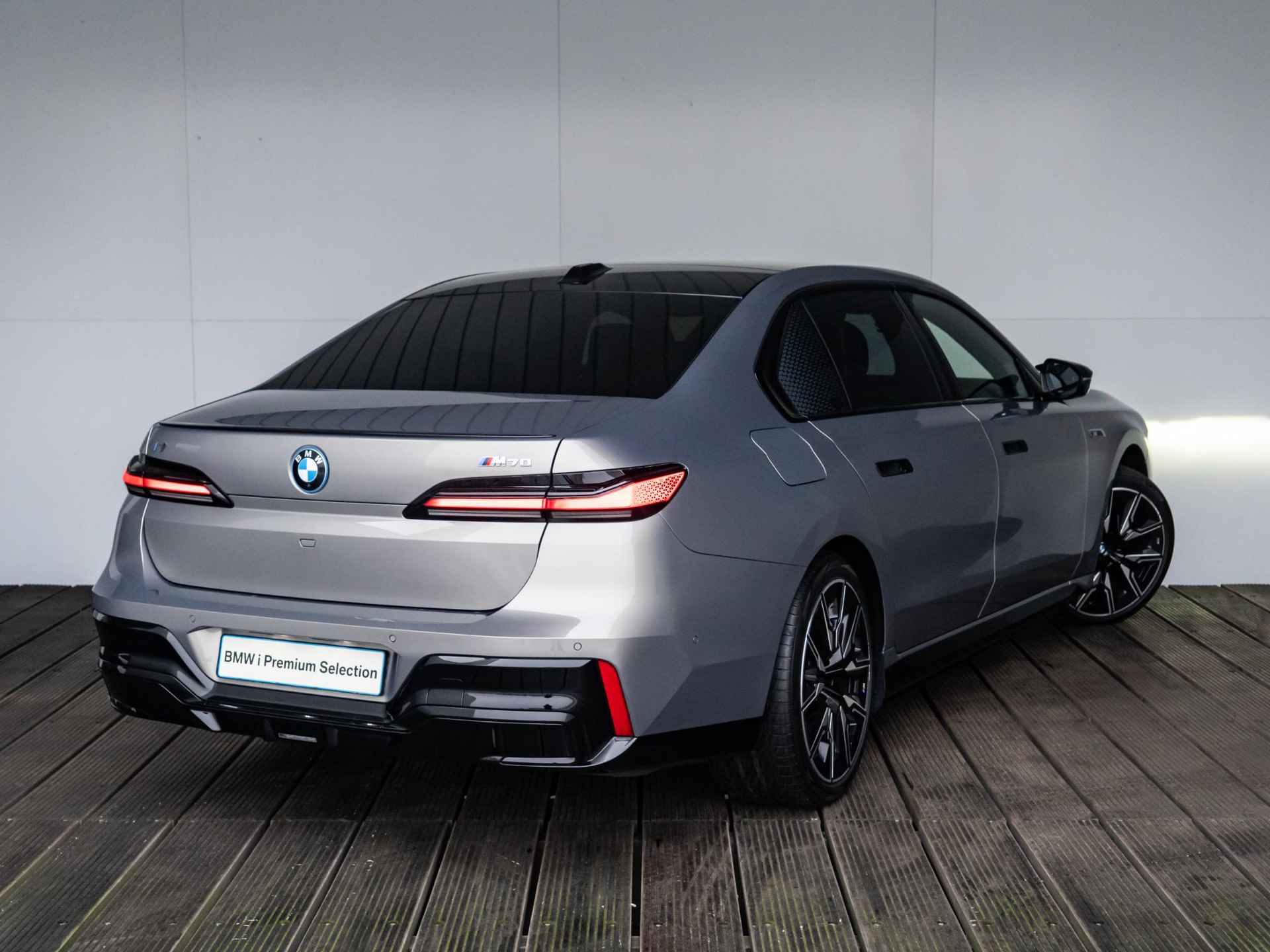 BMW i7 Sedan M70 xDrive Innovation Pack | Exclusive Lounge | | Driving Assistent Professional | Executive Drive Pro | Integral Active Steering | 21 inch | Sky Lounge - 2/61