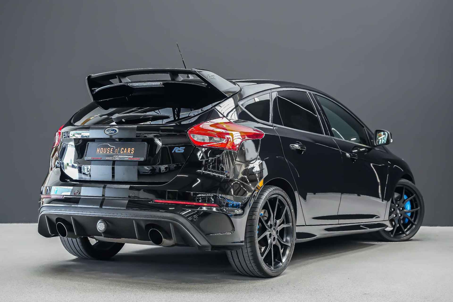 Ford Focus RS 2.3 350 pk |schaalstoelen|sper diff|Sony|Apple Carplay & Android Auto|cruise control|parkeersensoren en camera|19" Performance wielen| - 2/36