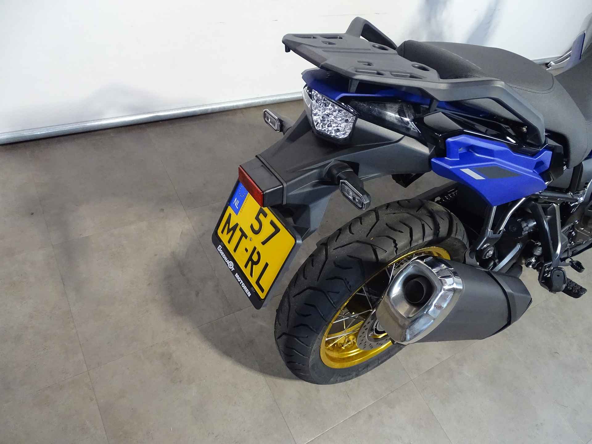 Suzuki DL 800 DE V-STROM - 6/10