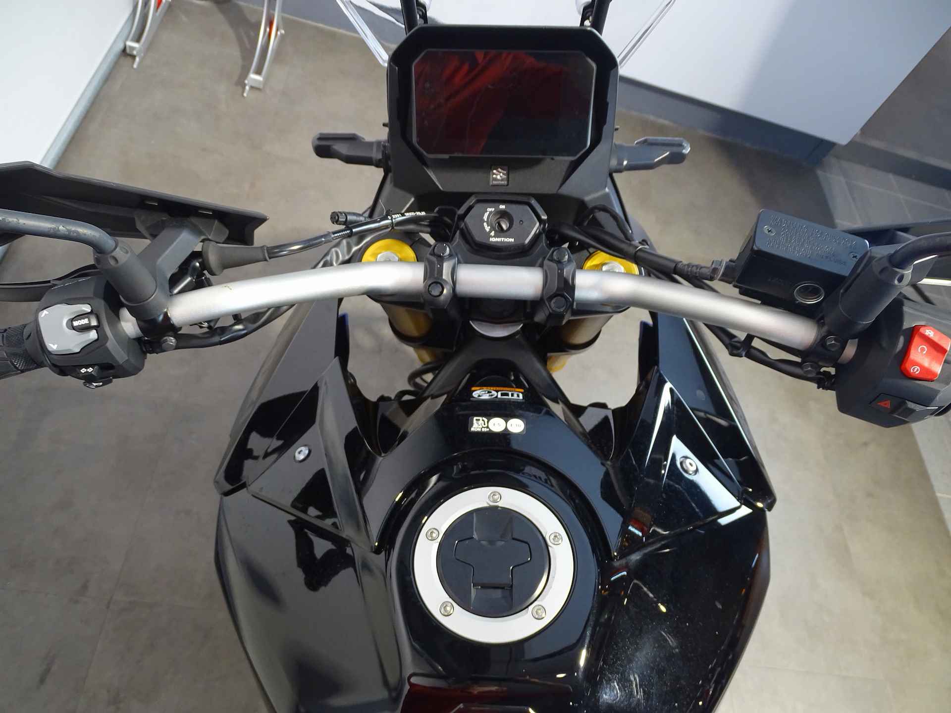 Suzuki DL 800 DE V-STROM - 8/10