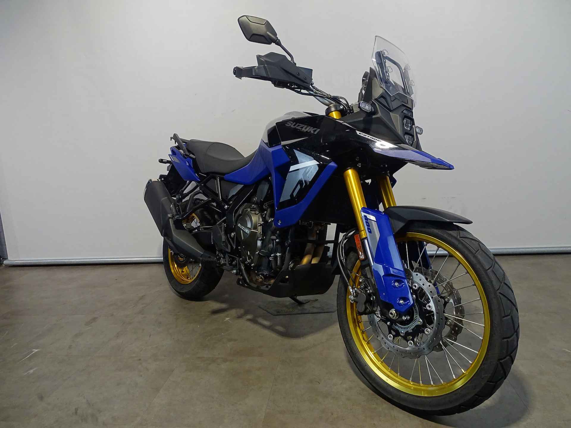 Suzuki DL 800 DE V-STROM - 9/10