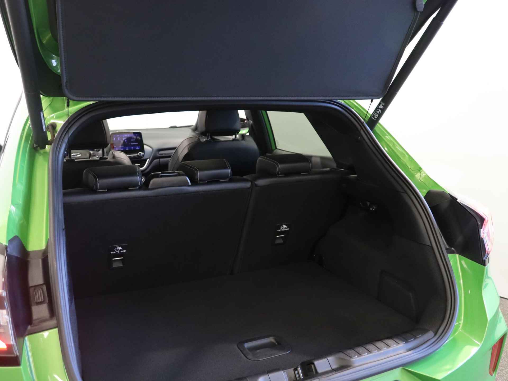 Ford Puma 1.5 EcoBoost ST-X | 200 PK | Performance Pack | Mean Green | Panorama Dak | Elektrische Achterklep | Driver Assistance Pack - 41/45