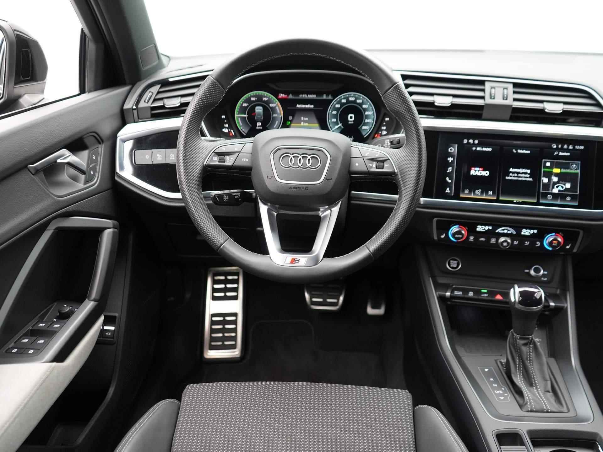 Audi Q3 45 TFSI e S Edition | S Line | adaptive cruise | trekhaak - 14/58